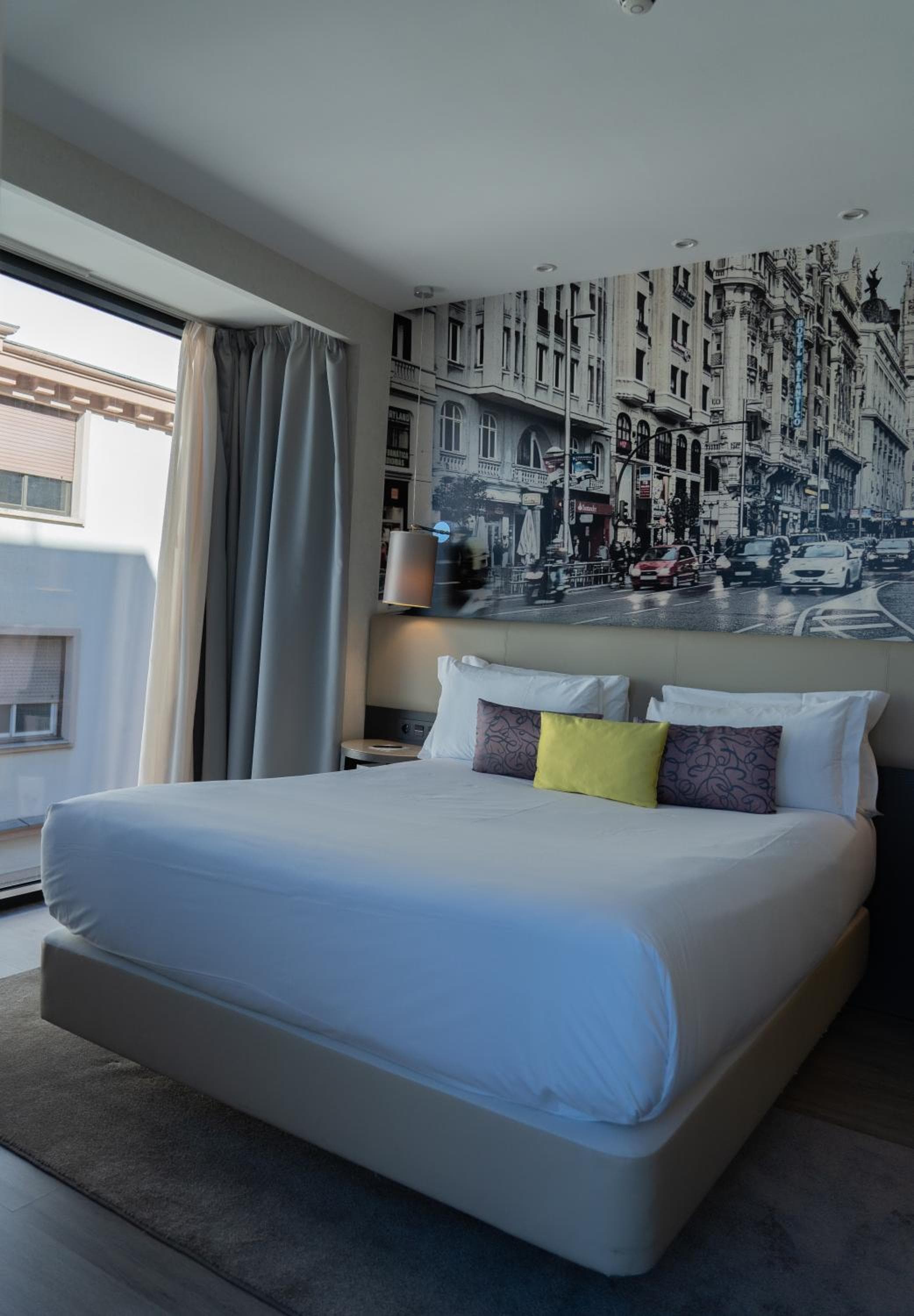 Hotel Indigo Madrid - Gran Via, an IHG Hotel — 16