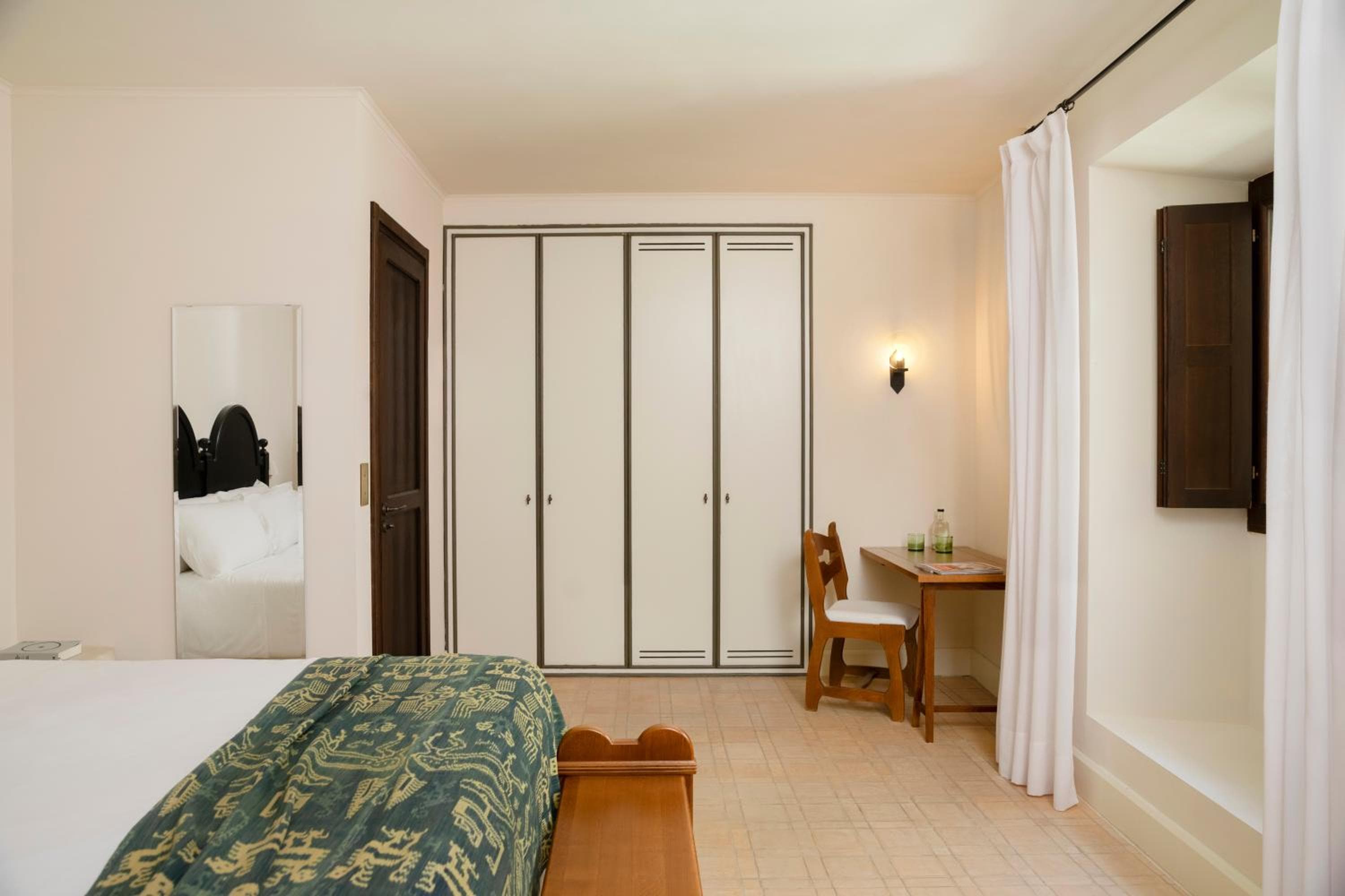Portella — 29