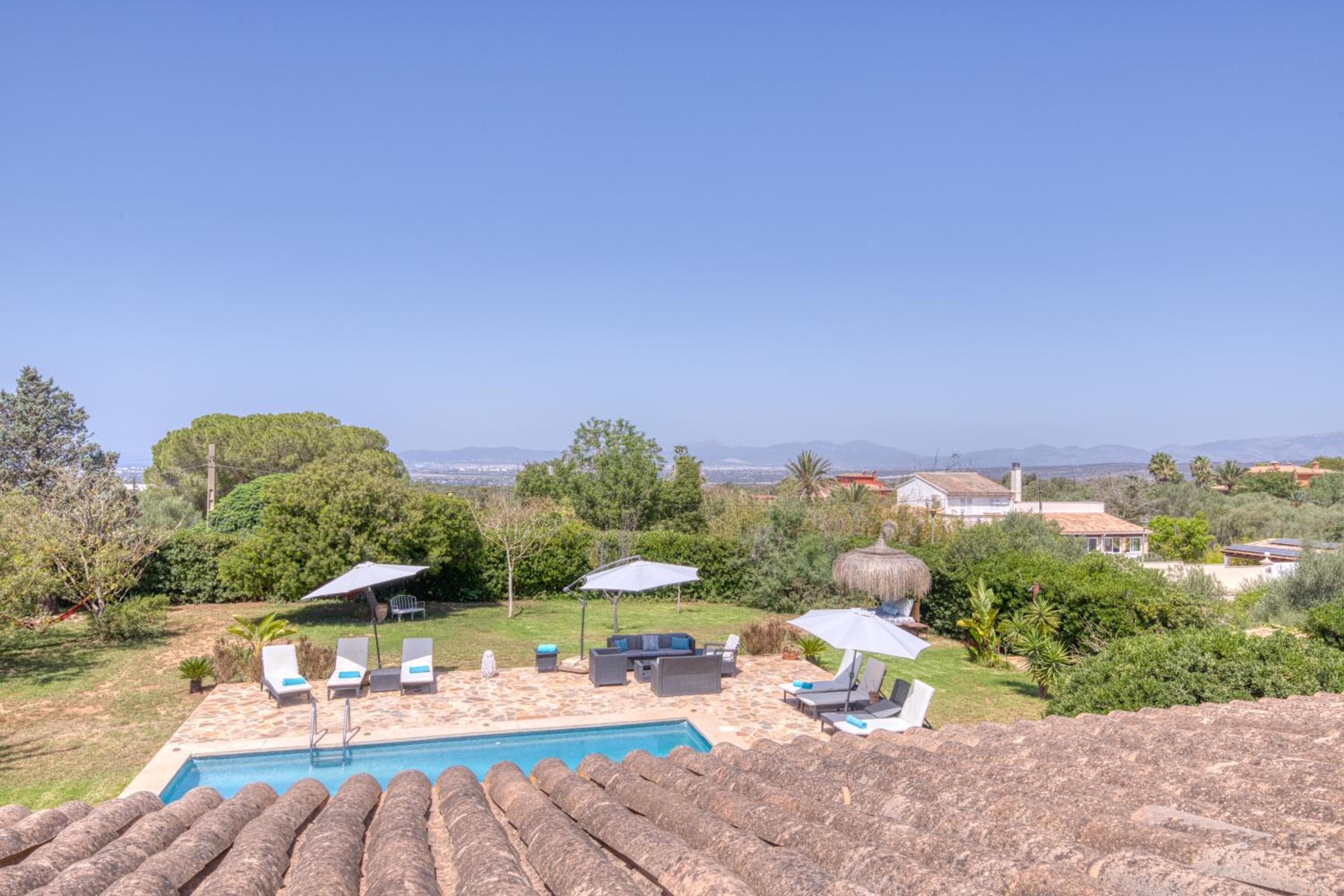 Villa Kentia, encantadora y elegante casa de campo cerca de Palma, capacidad para 8 personas — 24
