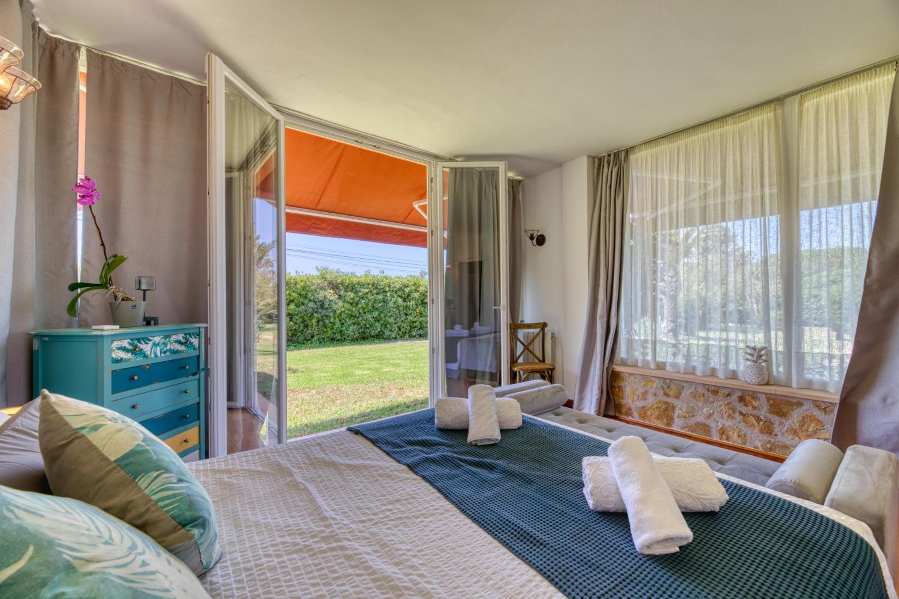 Villa Kentia, encantadora y elegante casa de campo cerca de Palma, capacidad para 8 personas — 16