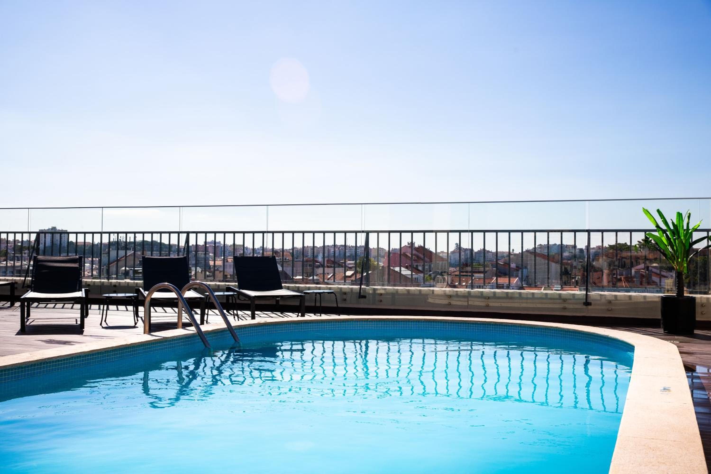 VIP Executive Suites do Marquês Hotel — 9