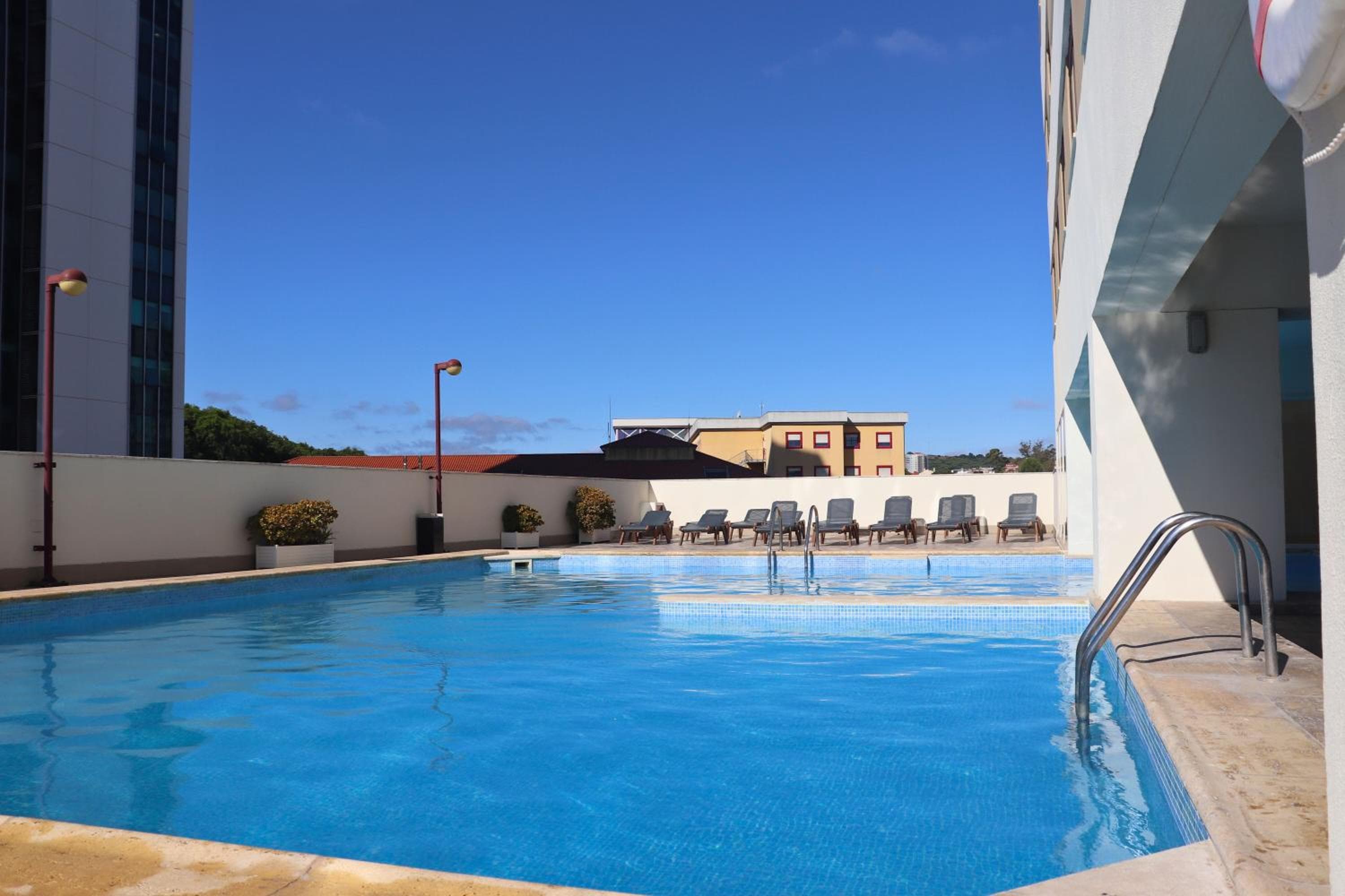 VIP Executive Zurique Hotel — 13