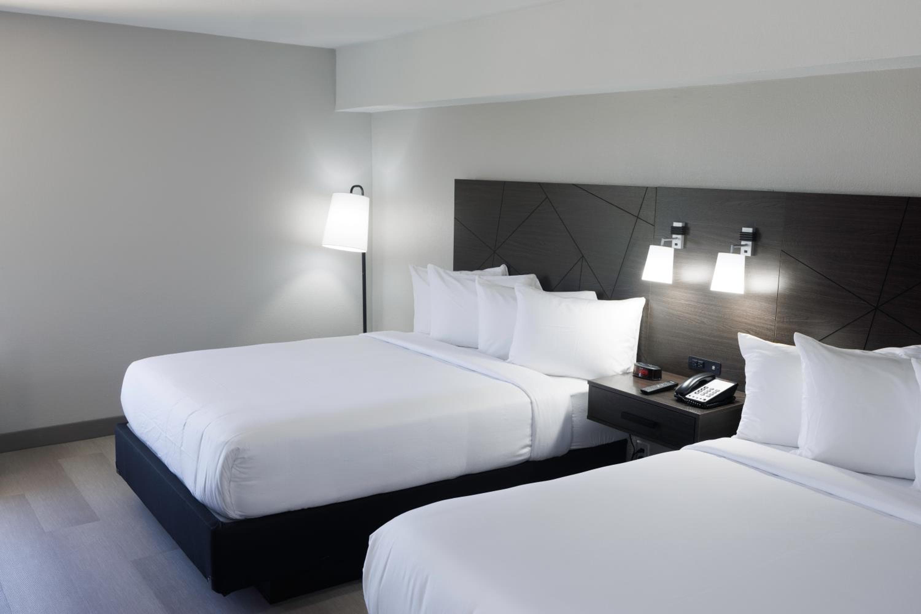 B&B Hotel Miami Airport — 10