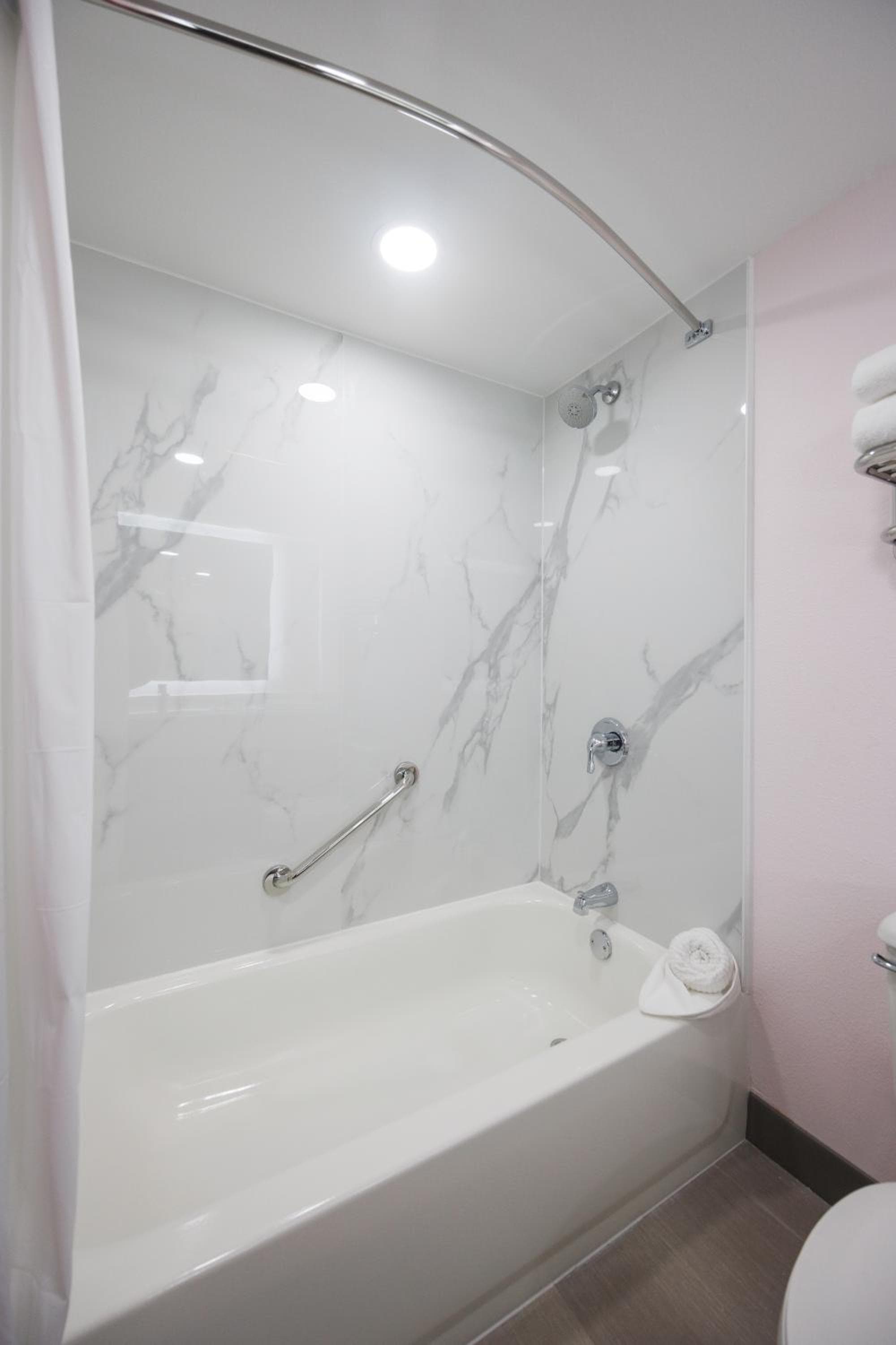B&B Hotel Miami Airport — 15