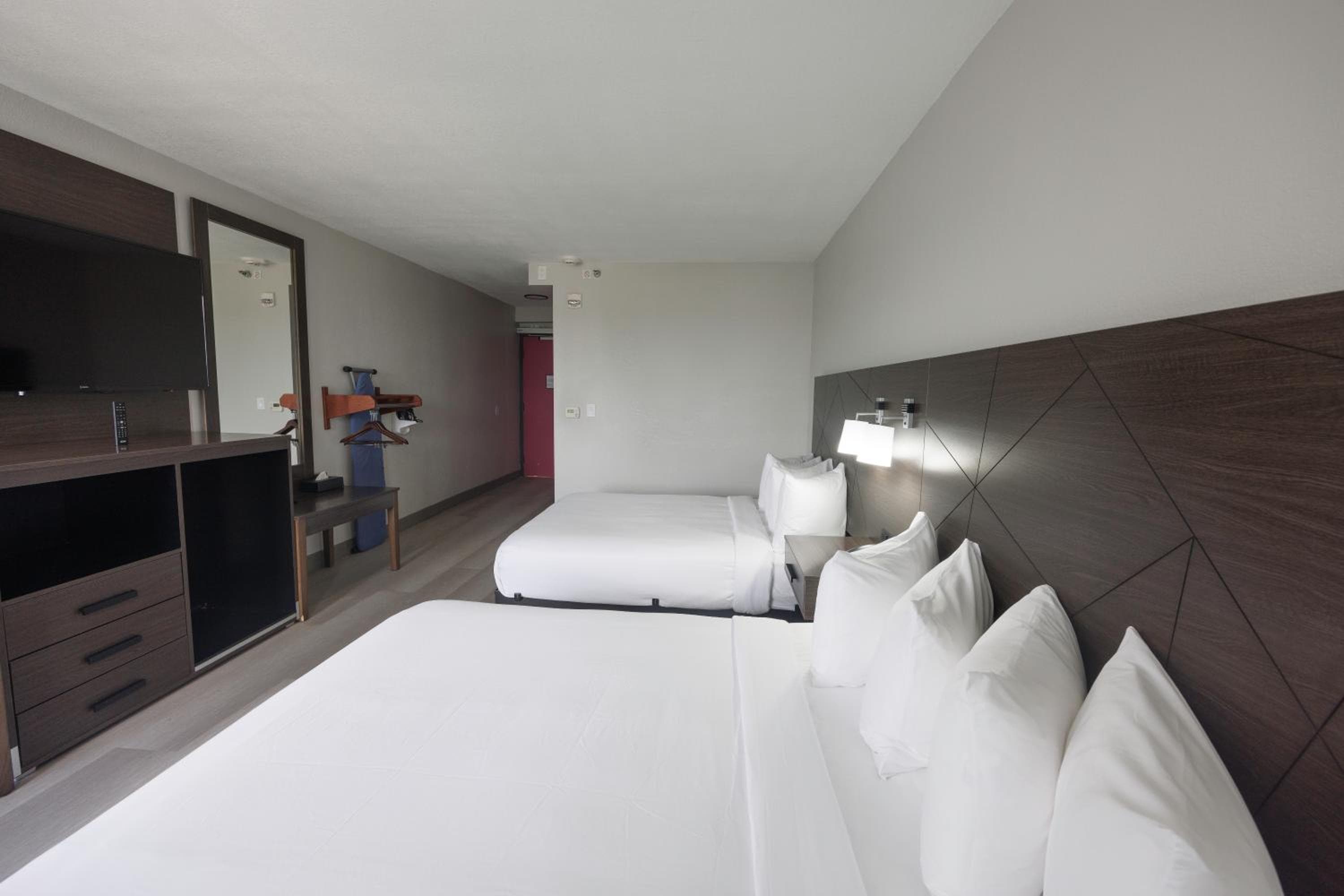 B&B Hotel Miami Airport — 20