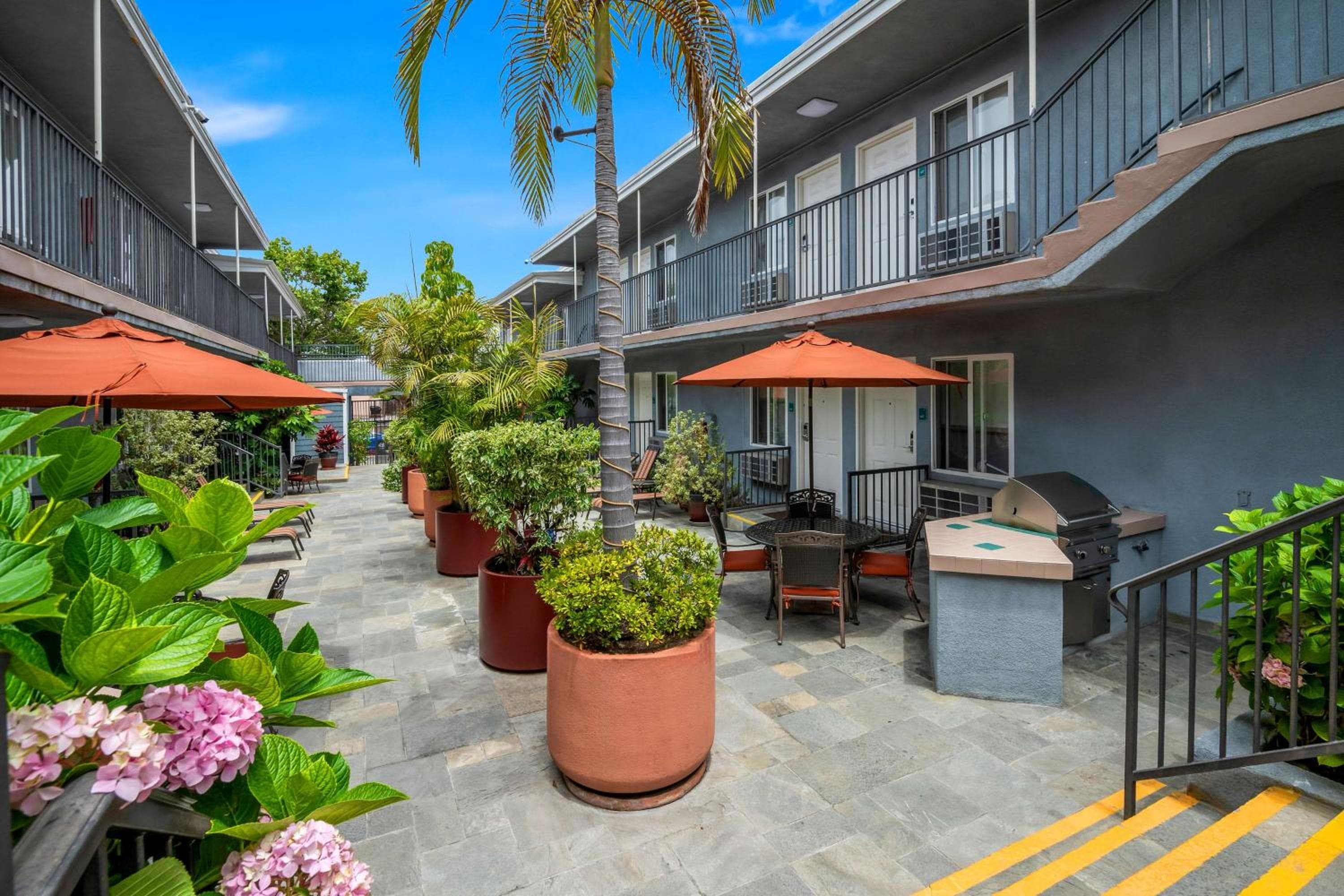 SureStay Hotel by Best Western Santa Monica — 3