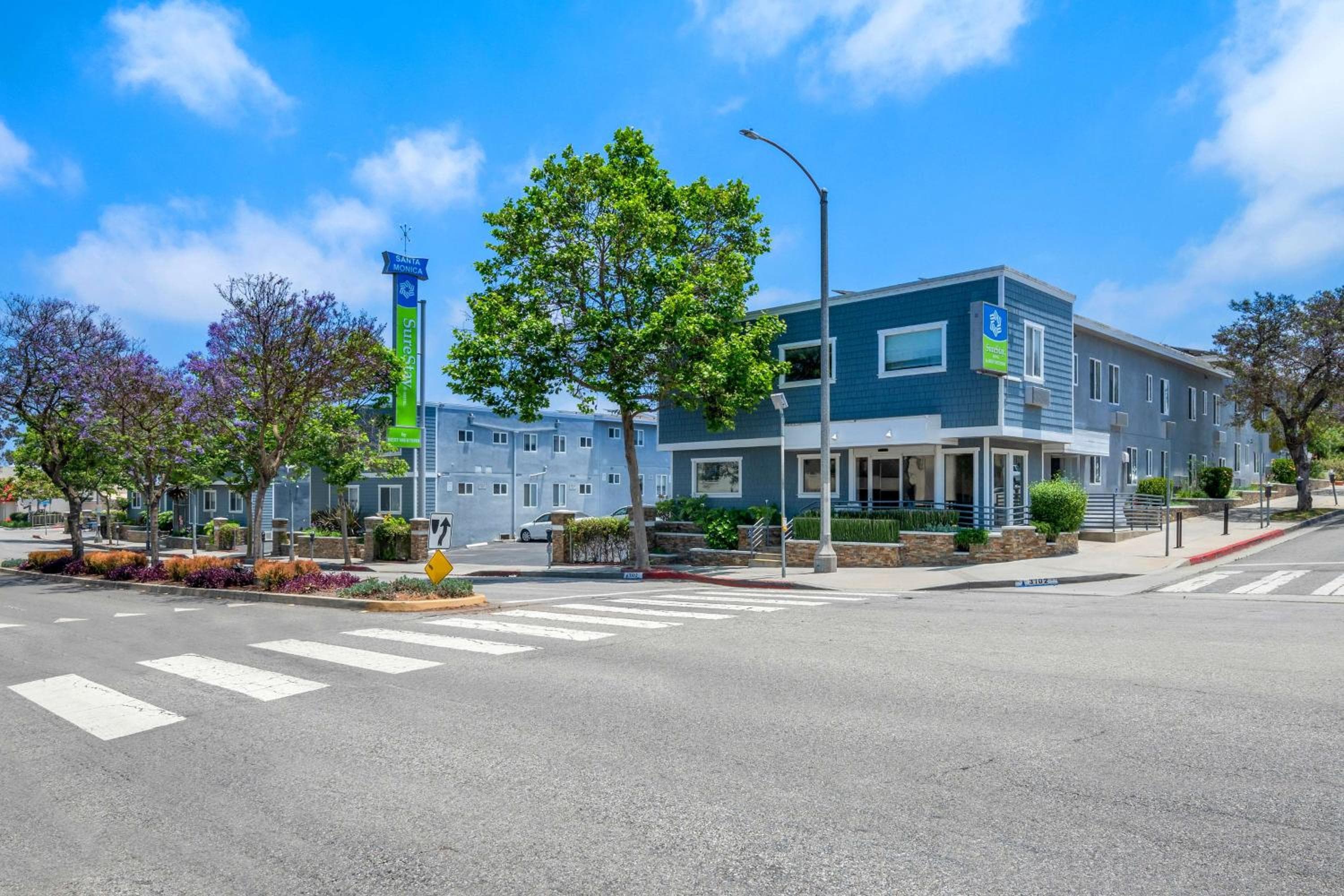 SureStay Hotel by Best Western Santa Monica — 2