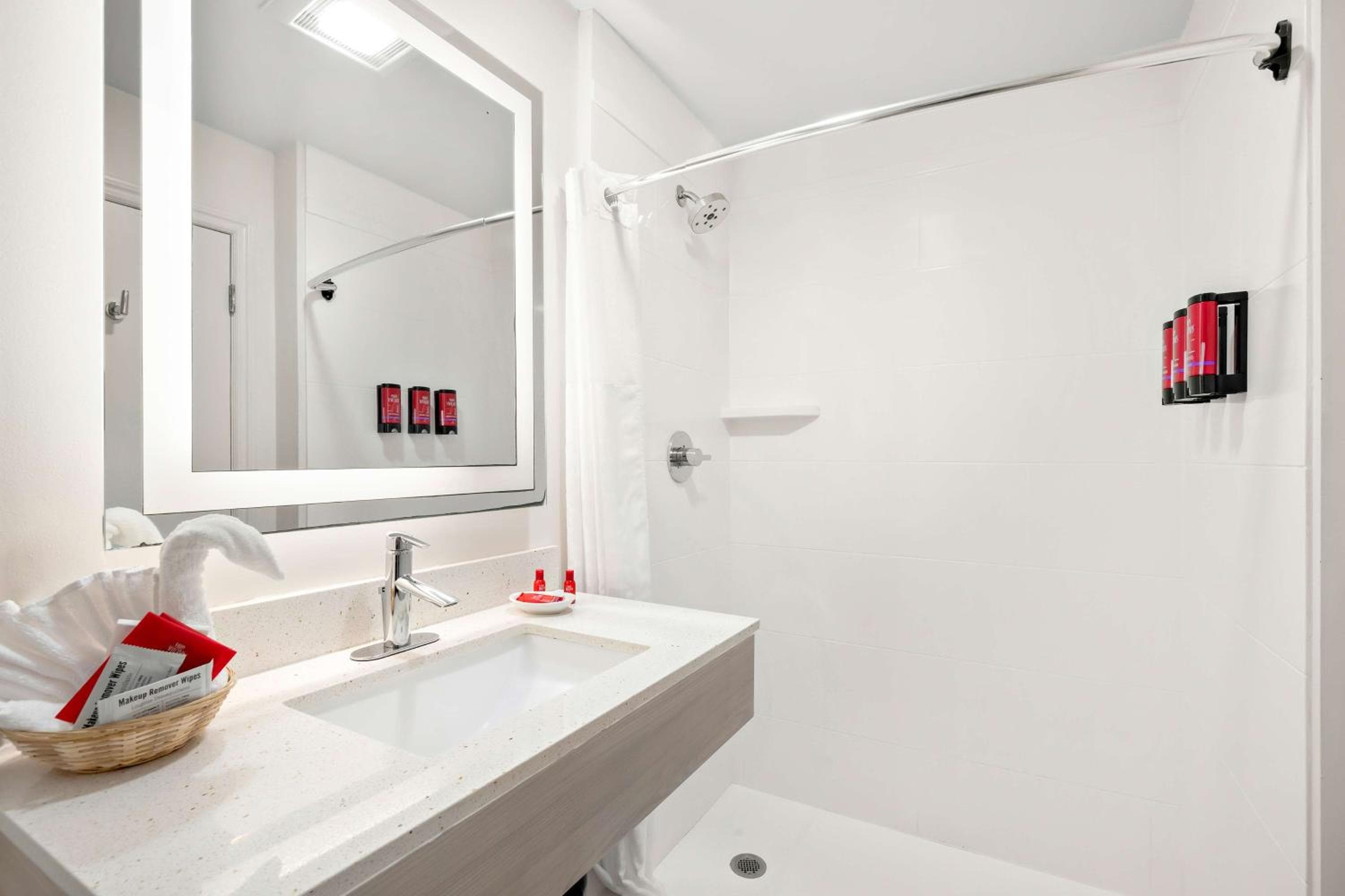 SureStay Hotel by Best Western Santa Monica — 23