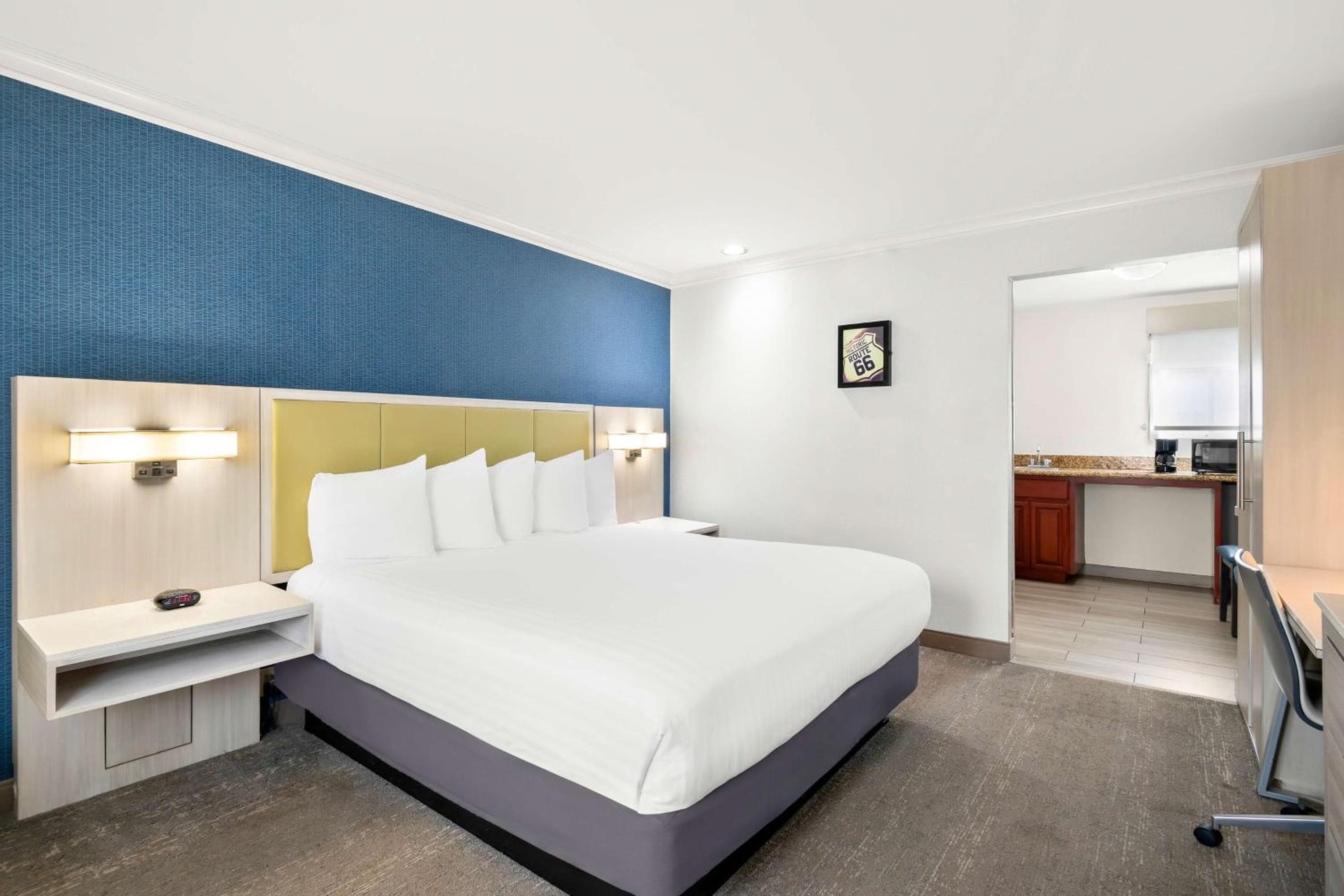 SureStay Hotel by Best Western Santa Monica — 26