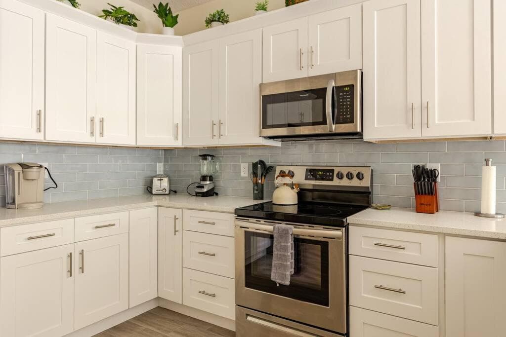 4 Bedroom House Near Downtown Tampa Sleeps 12 Pool Private Patio Pet Friendly — 5