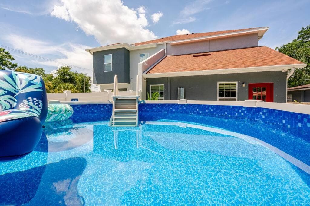 4 Bedroom 3 Full Bath Boho Oasis Saltwater Pool Near Downtown, North of Hyde Park Sleeps 12 Pets OK — 15