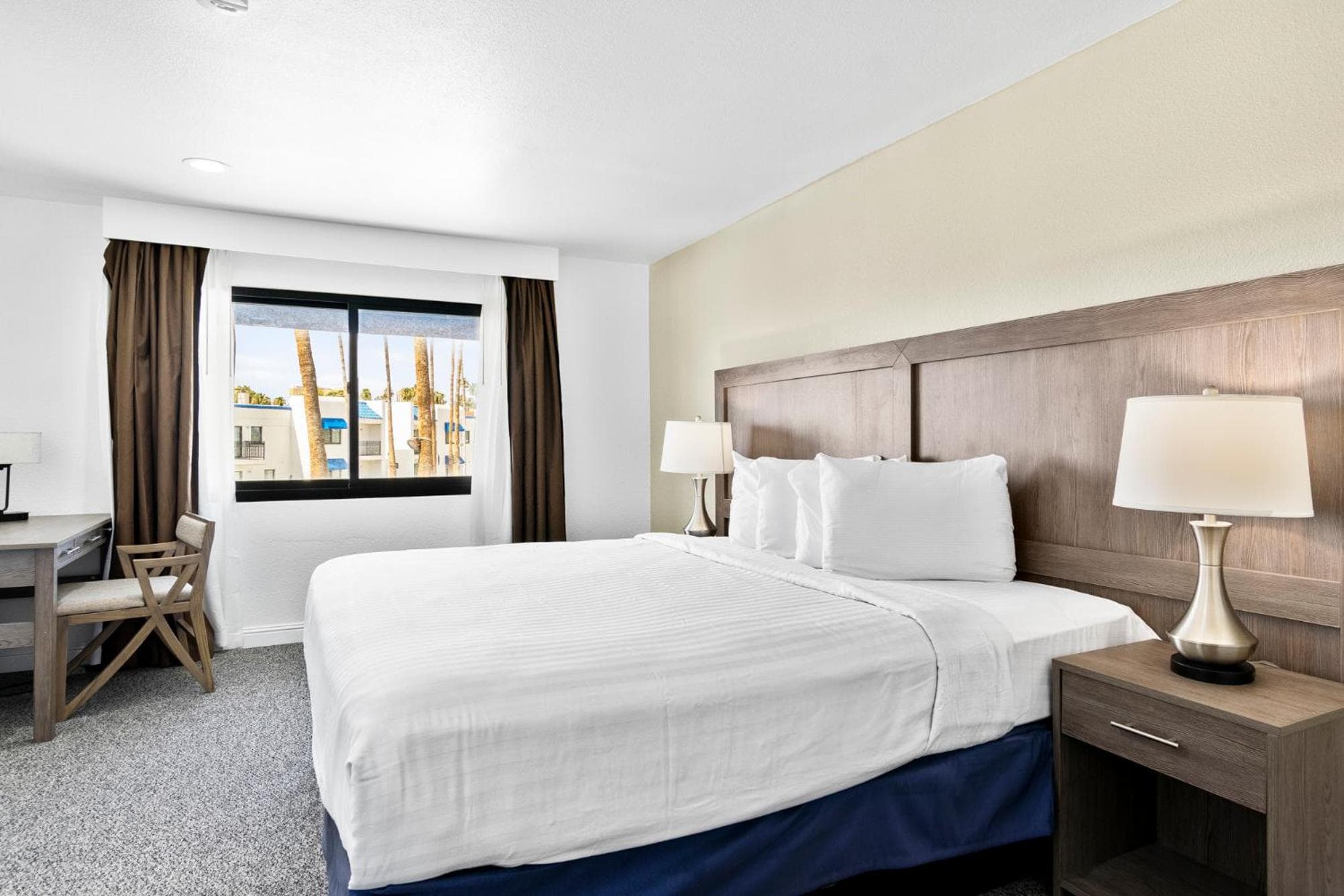 Serene Vegas Boutique Hotel Las Vegas — 7