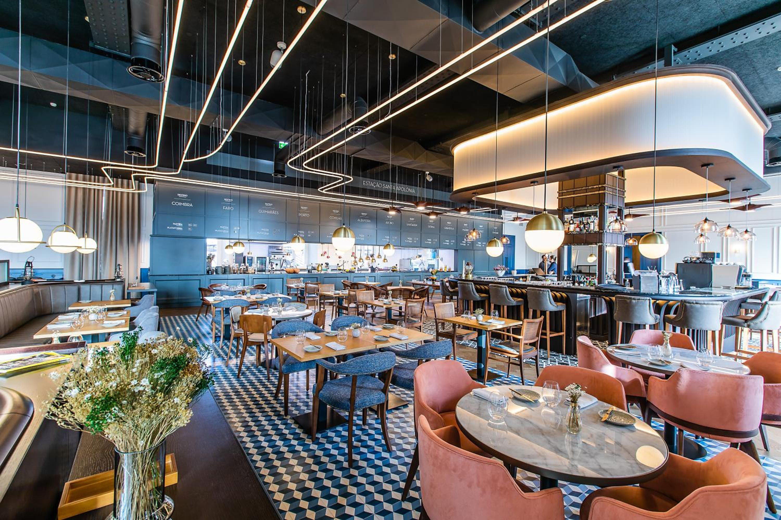 L'Editory Riverside Hotel, un hotel storico — 5