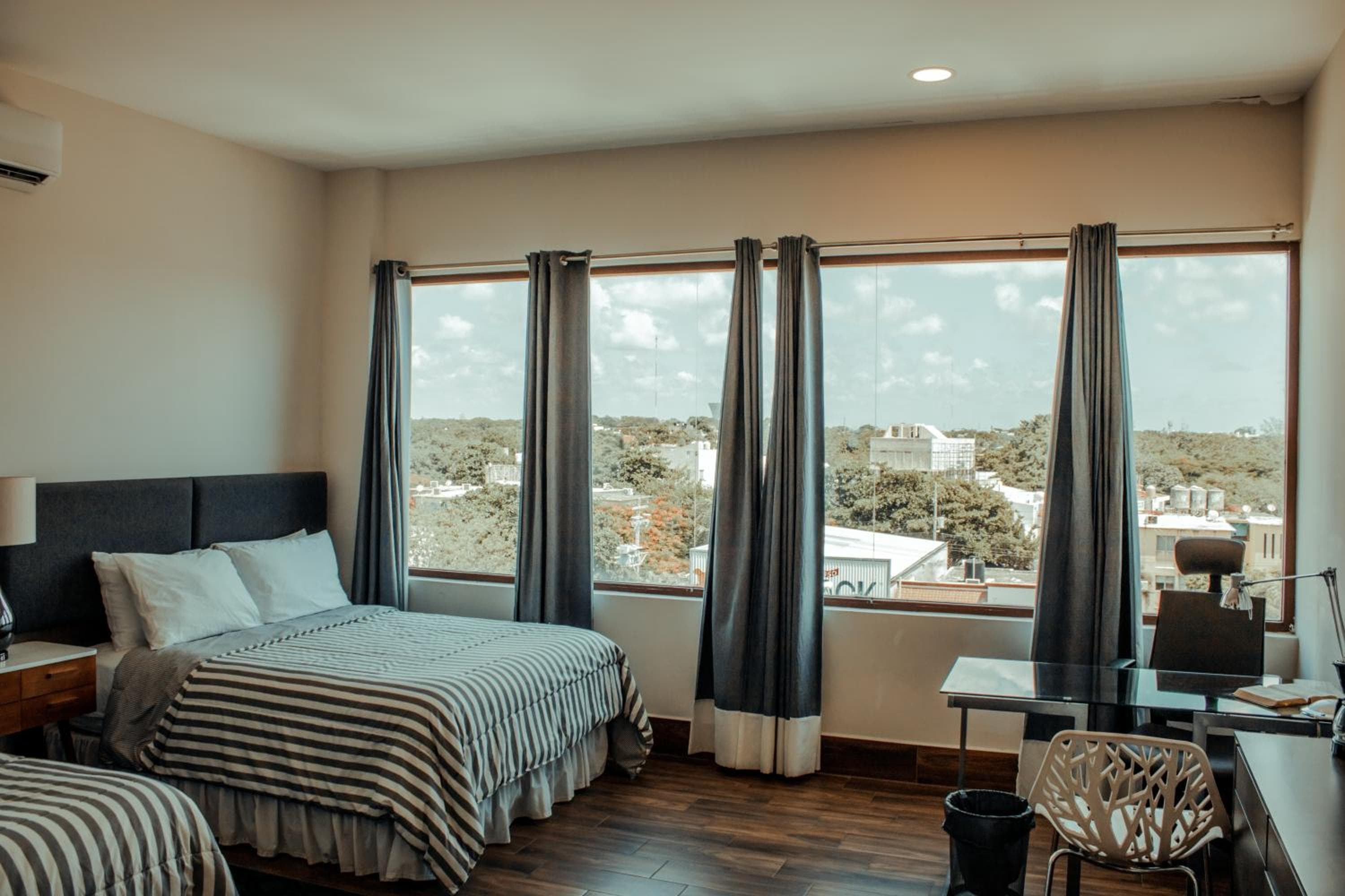 Sky Inn Hotel - Cancun — 18
