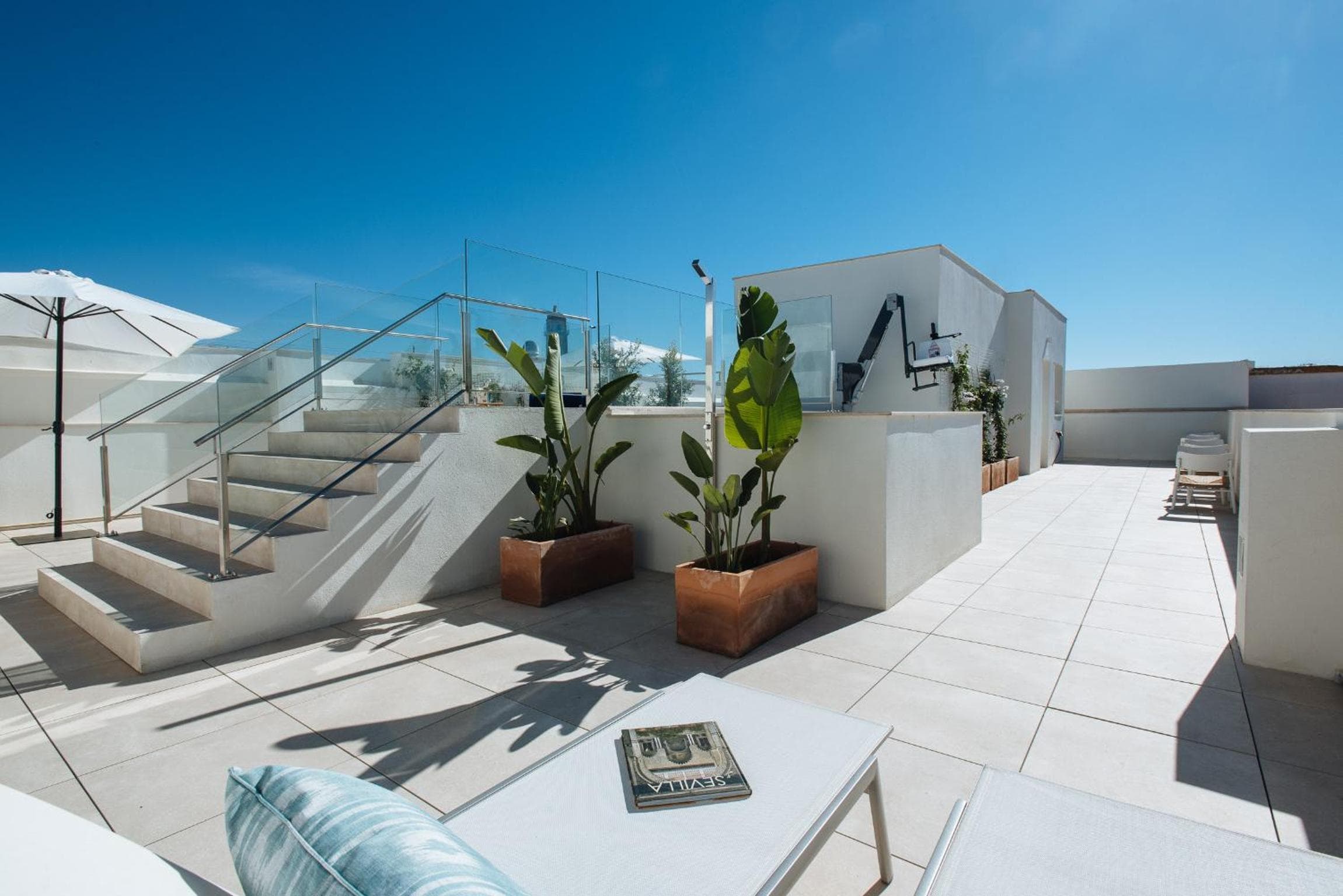 Sercotel Sevilla Guadalquivir Suites — 28