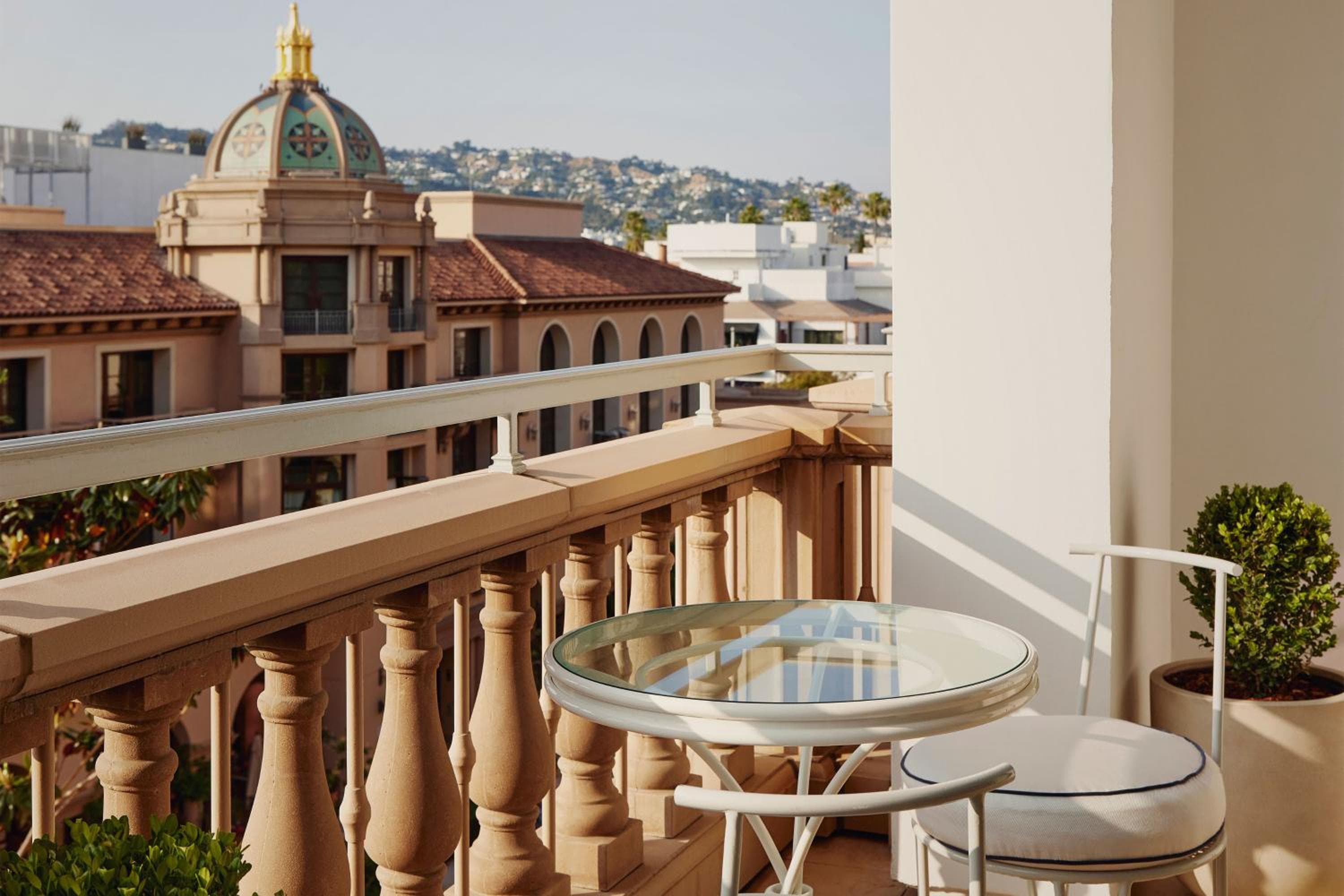 The Maybourne Beverly Hills, Maybourne — 18