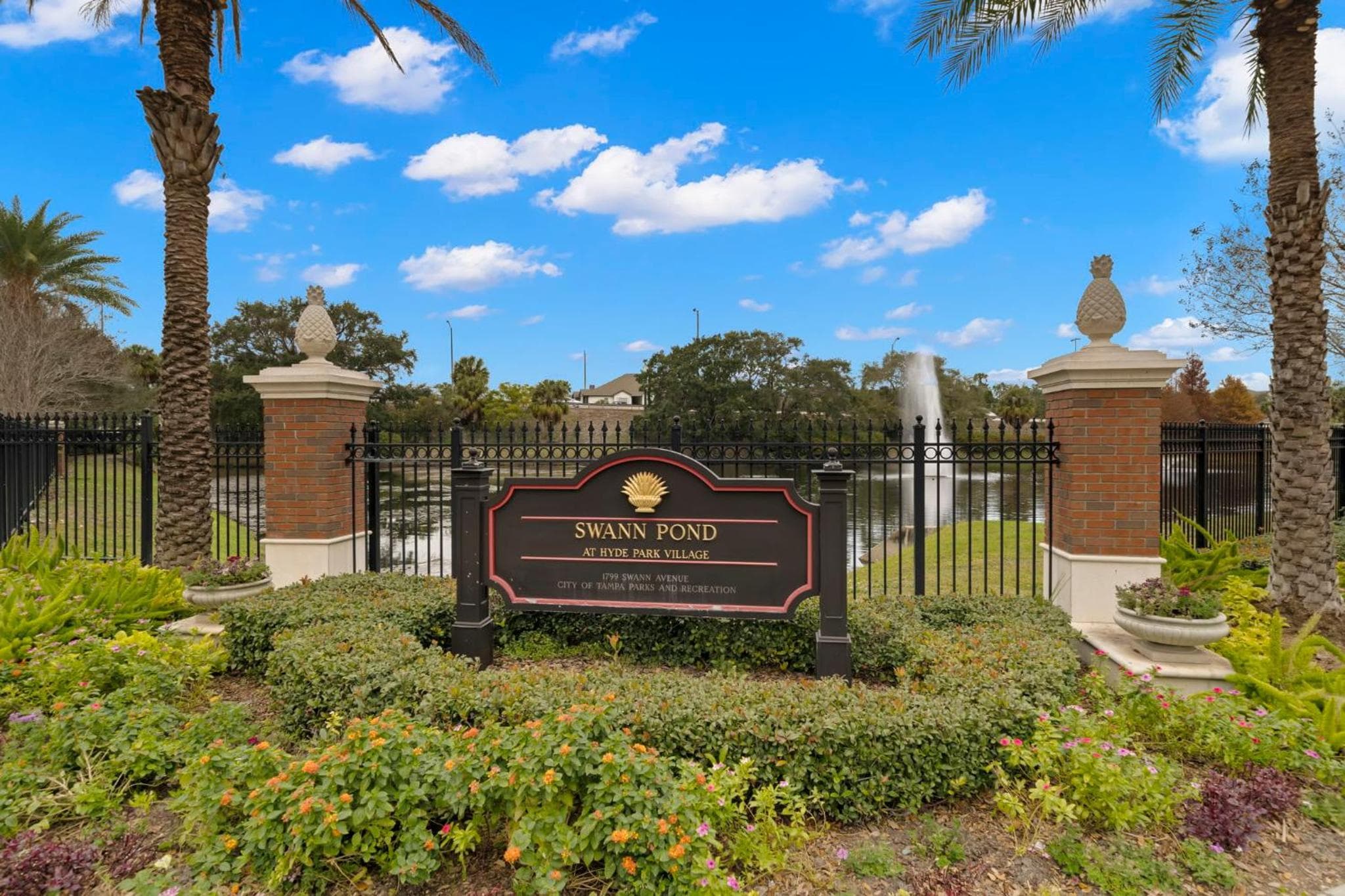 The Adaline Room #8 - Beautiful Hyde Park Apt, 2nd Floor, Steps to Bayshore — 11