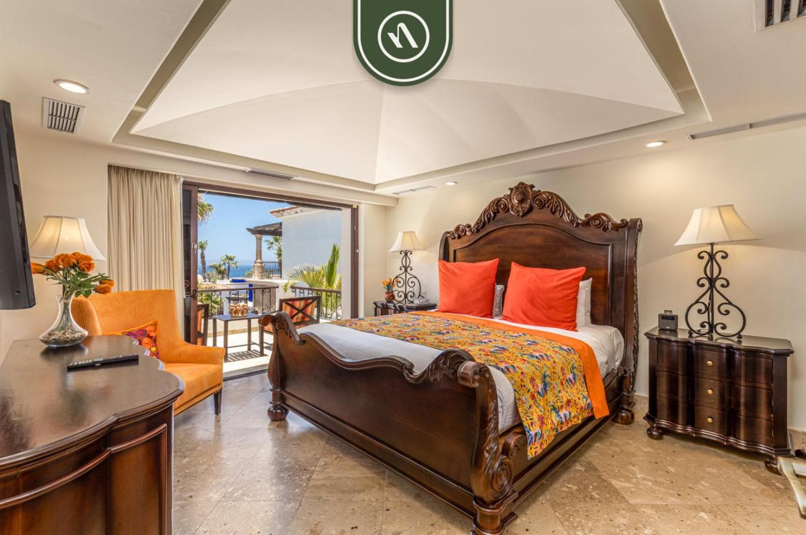 Villa with Private Pool & Patio in Cabo — 25