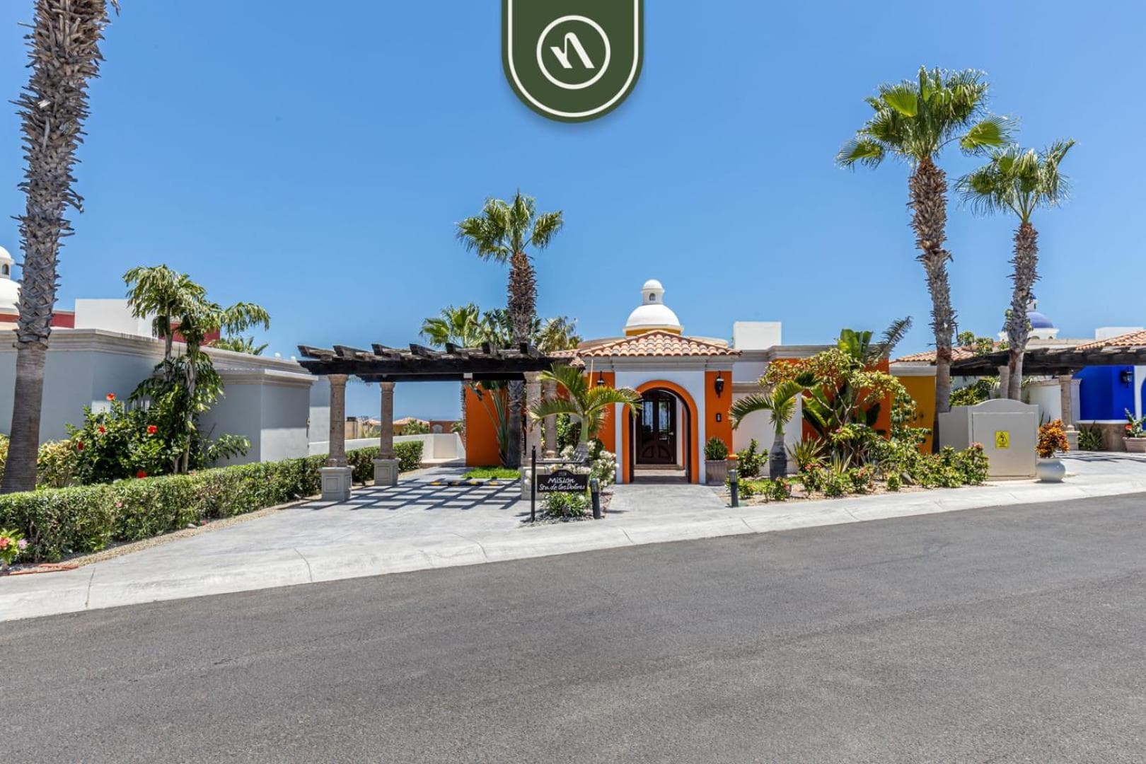 Villa with Private Pool & Patio in Cabo — 29