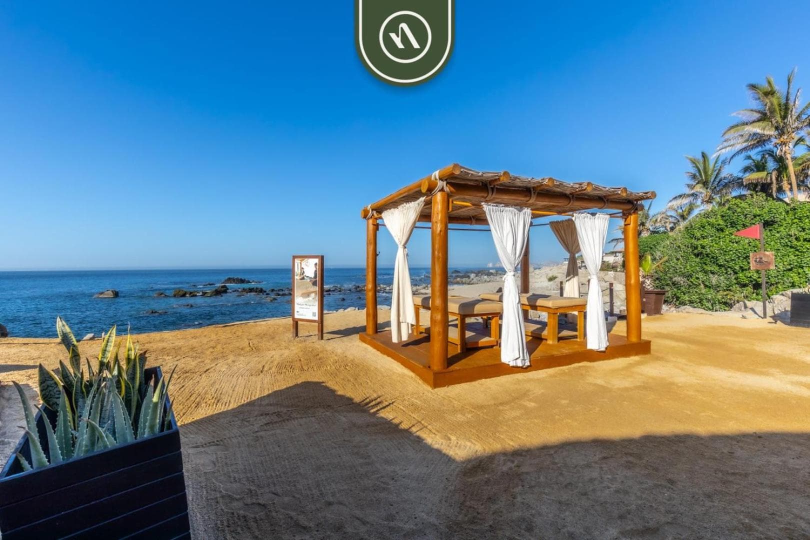 Villa with Private Pool & Patio in Cabo — 13