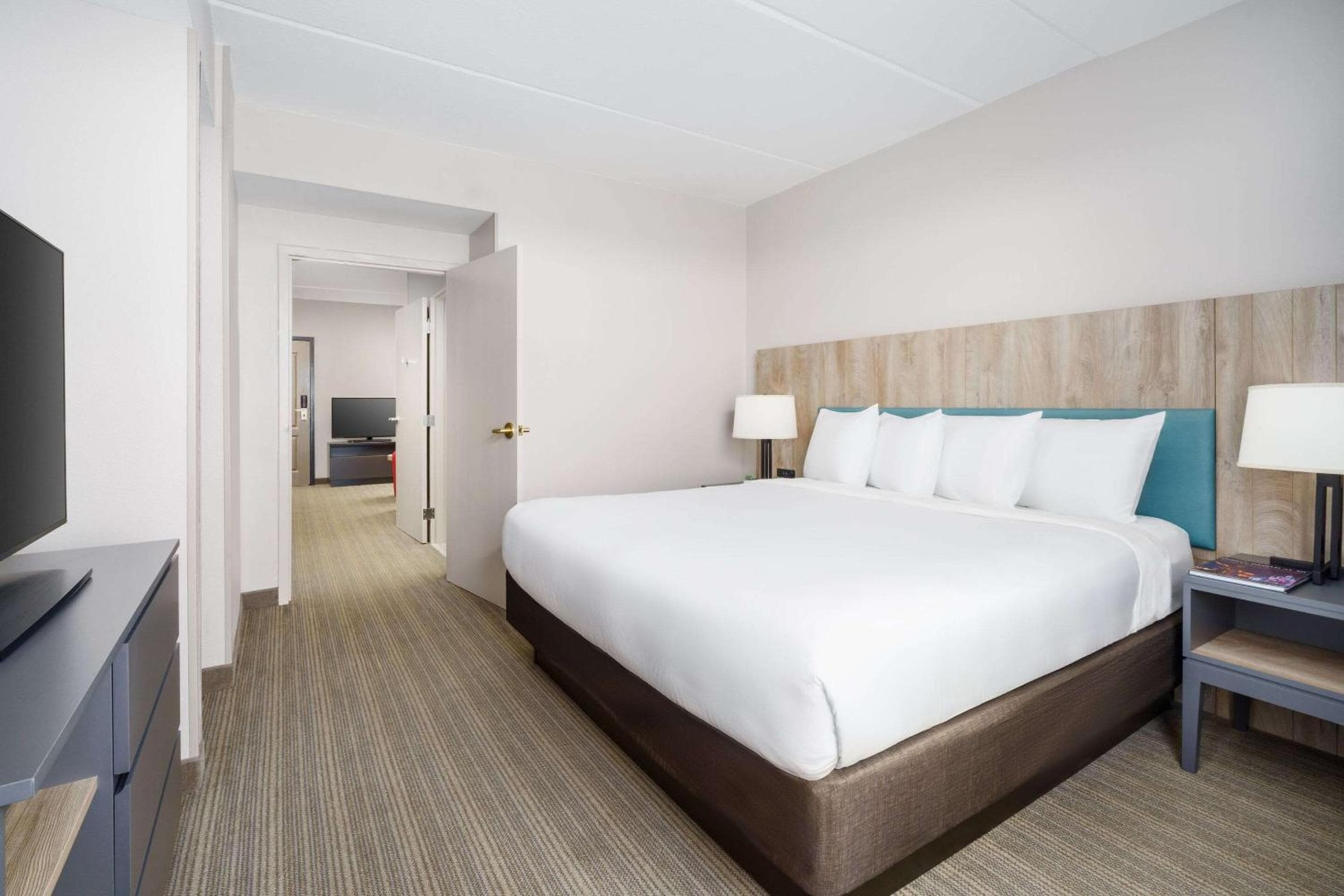 Country Inn & Suites by Radisson, Orlando Airport, FL — 10