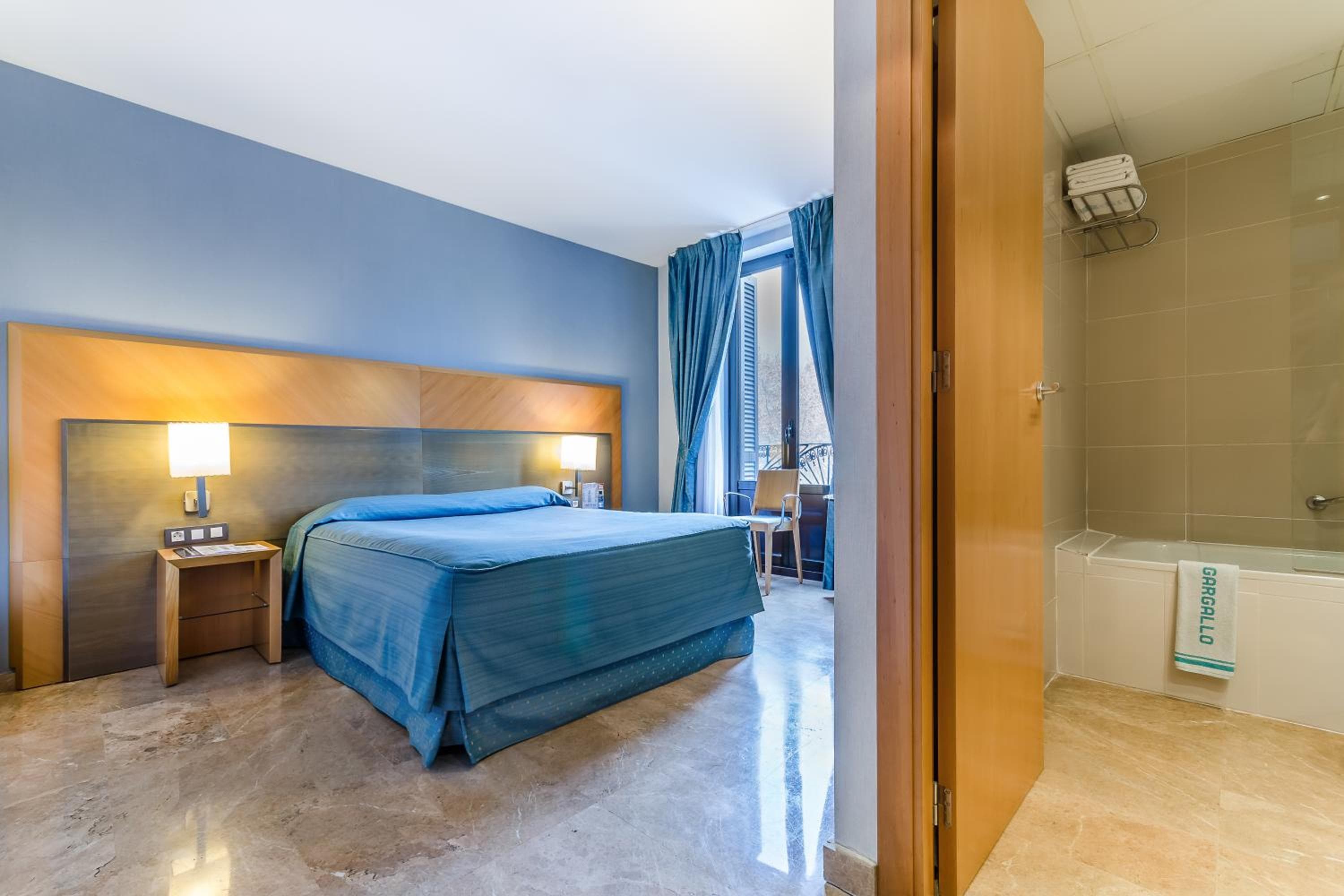 Hotel del Mar — 30