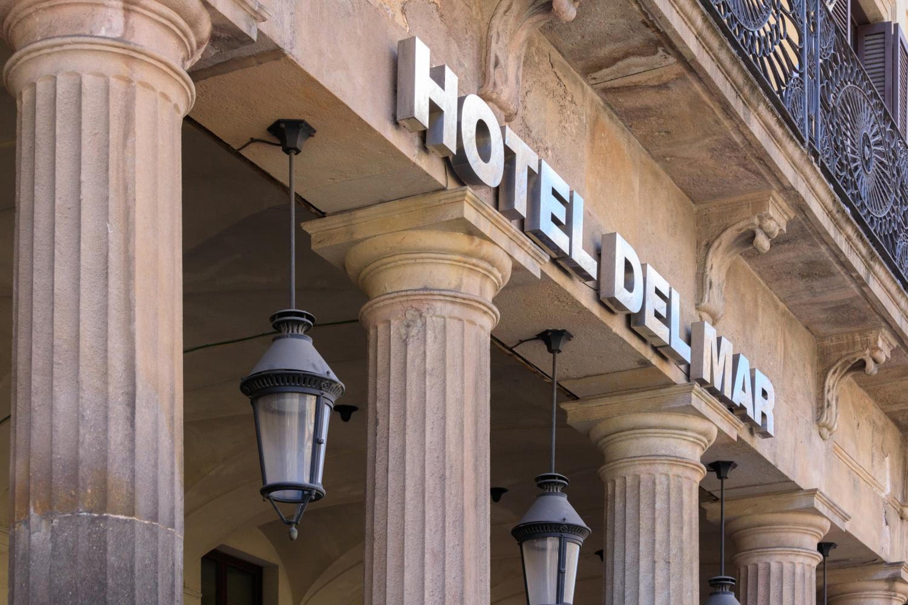Hotel del Mar — 8