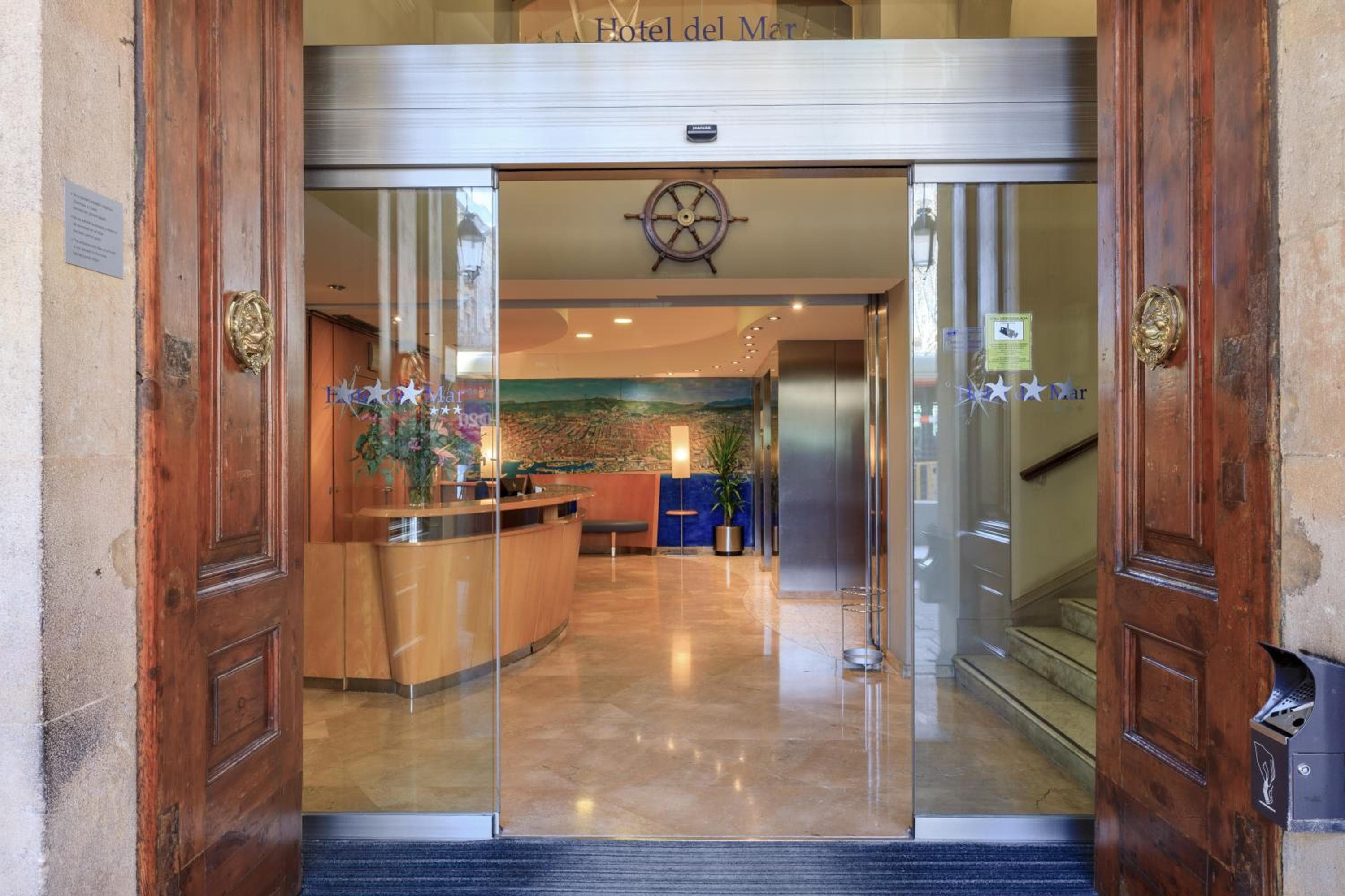 Hotel del Mar — 4