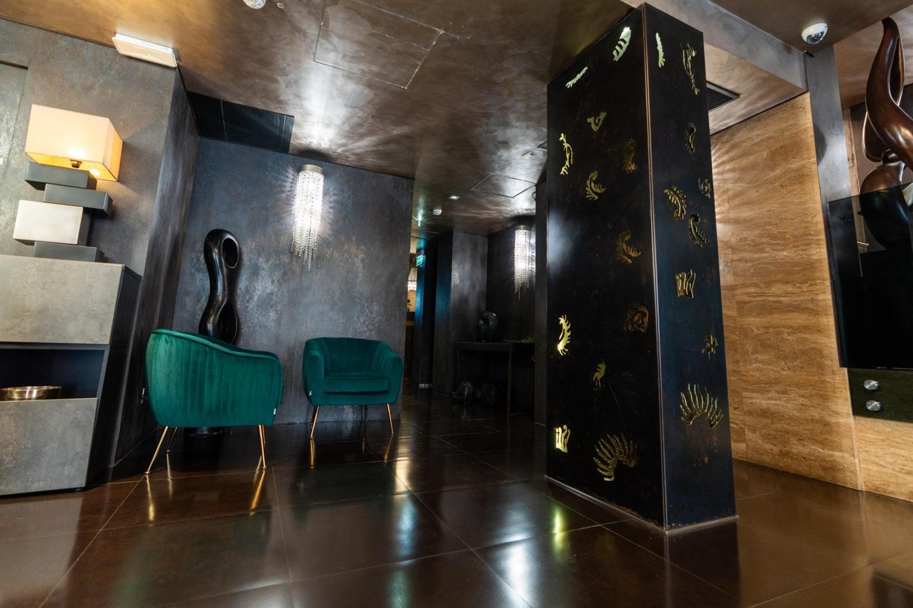 Divina Luxury Hotel — 4