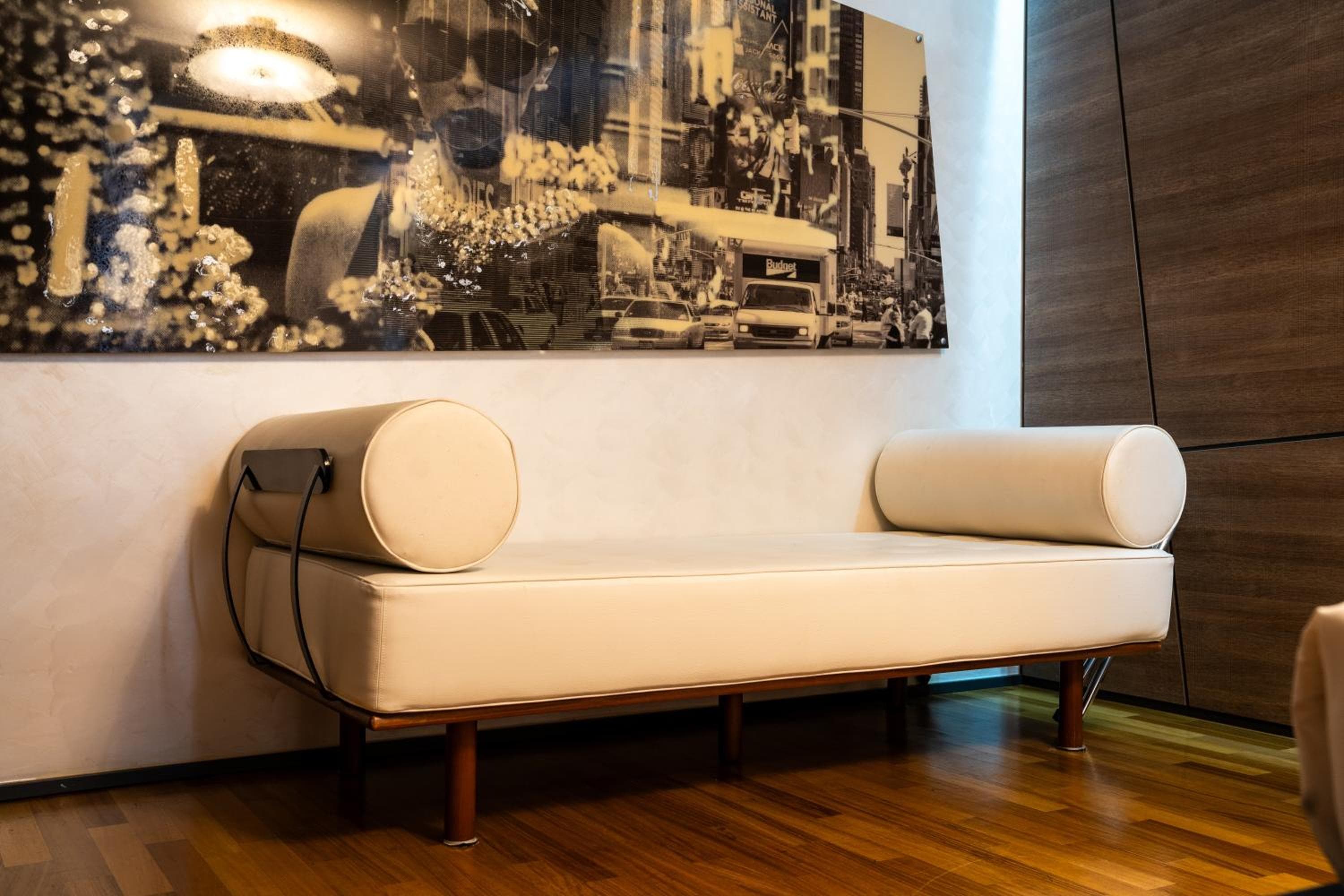 Divina Luxury Hotel — 14