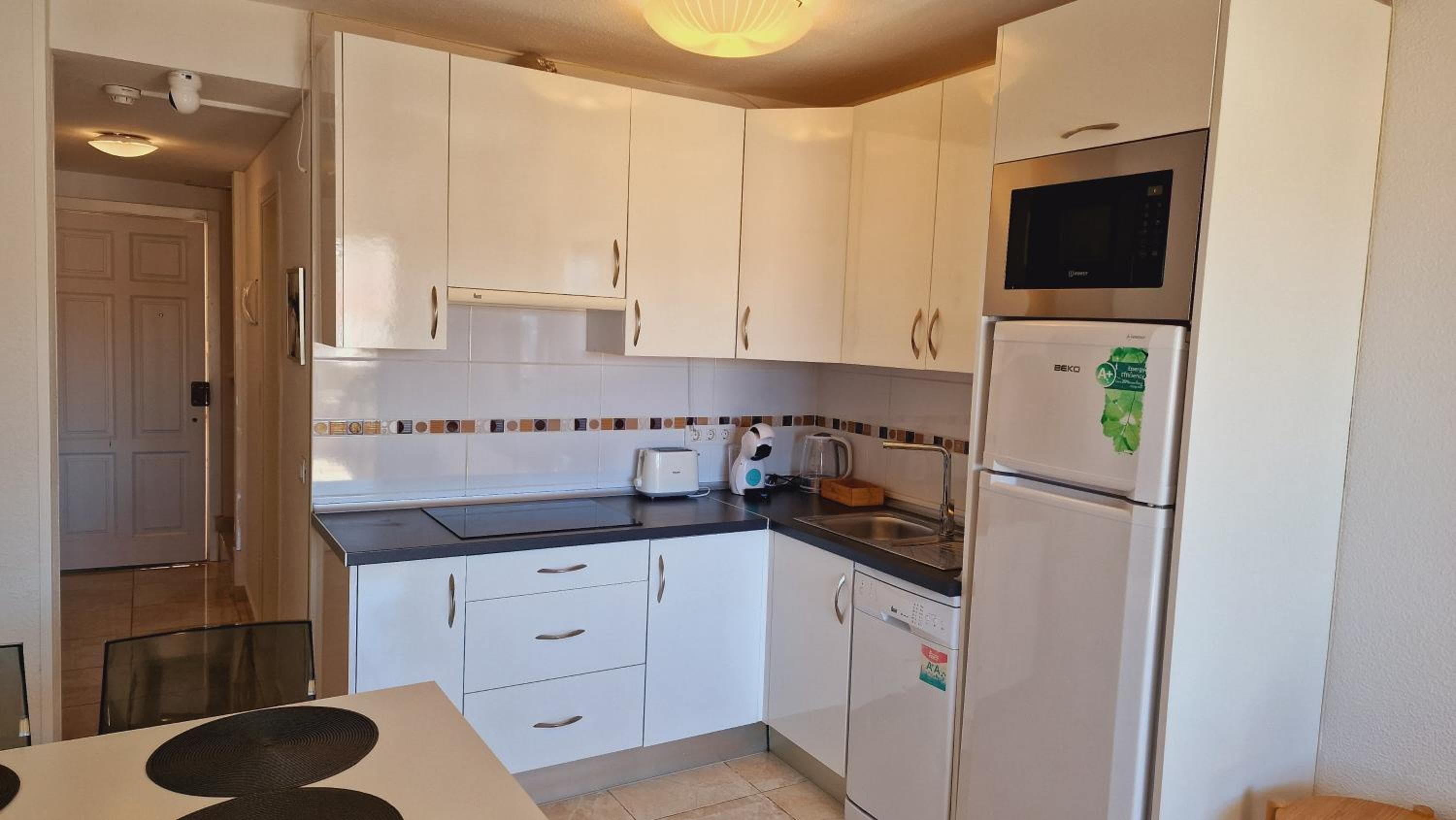Lana Castle Apartment with sea view — 2