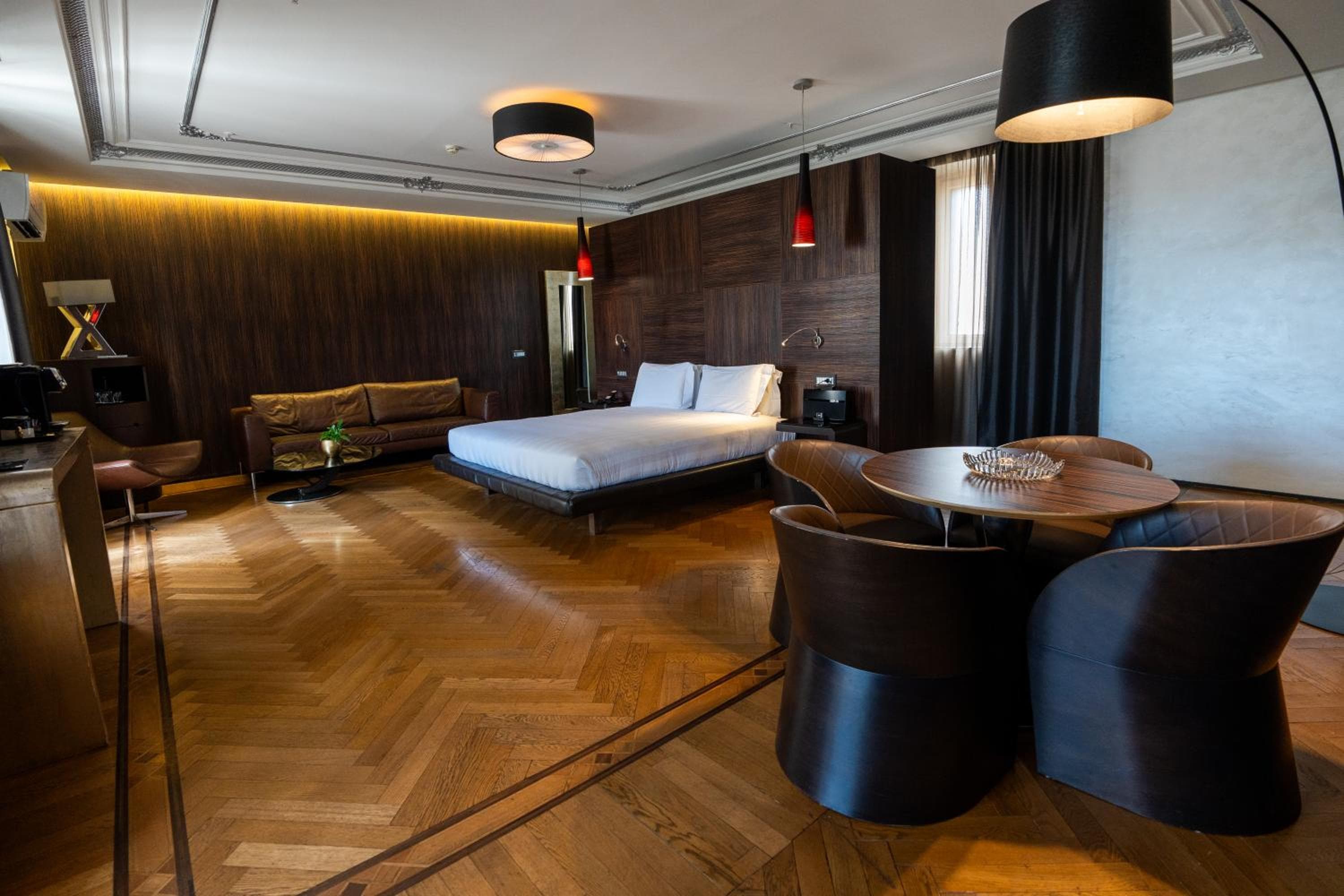 Divina Luxury Hotel — 20