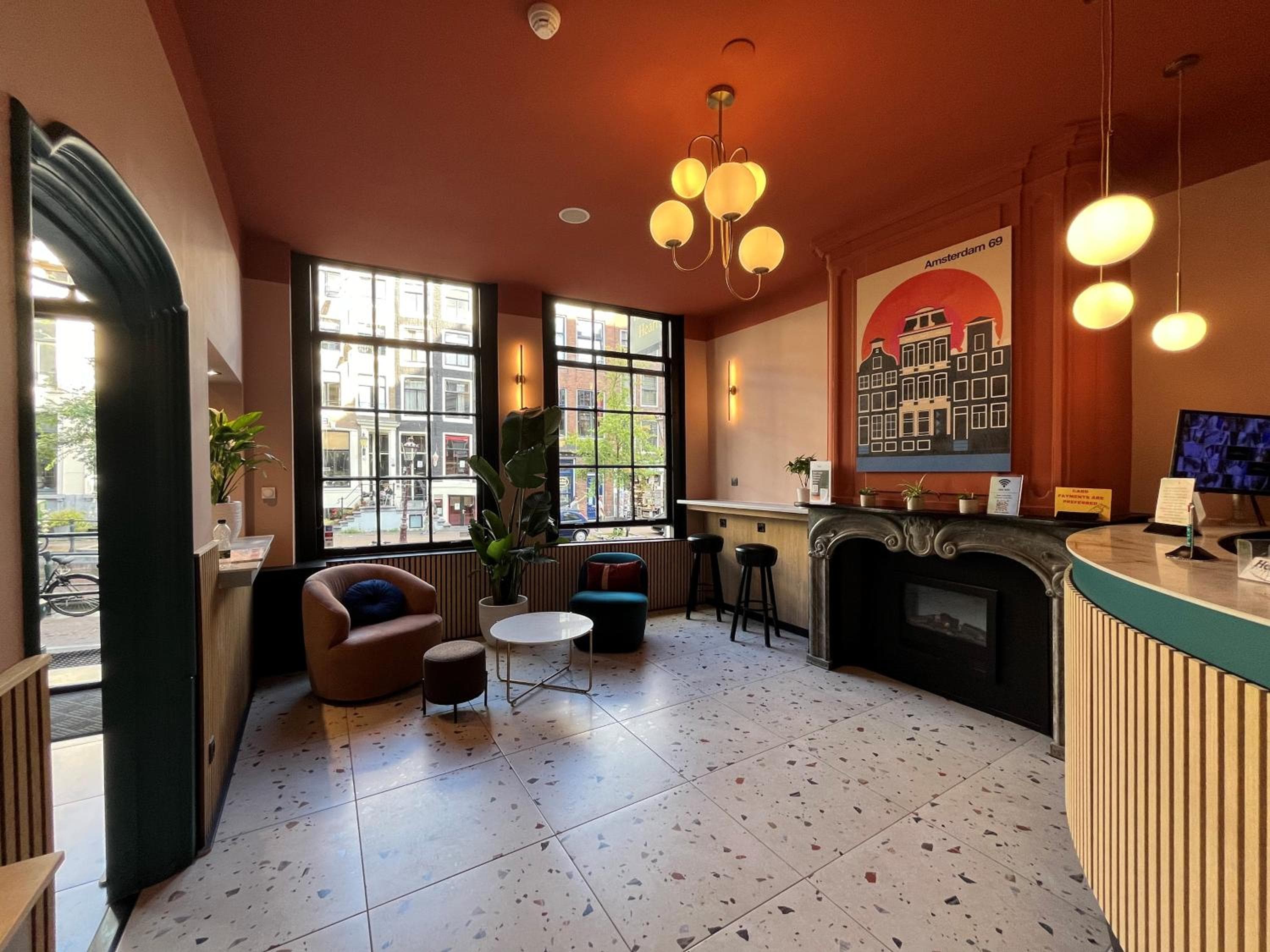 Hotel en el corazón de Ámsterdam — 4