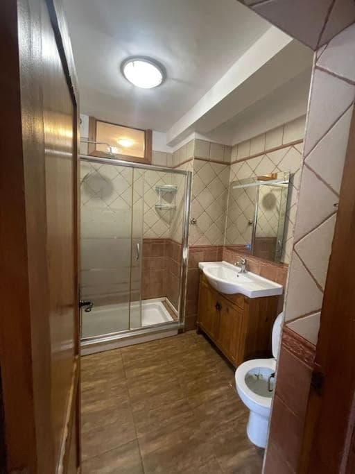 4BR Wellness Villa- Pool, Sauna, Gym — 2