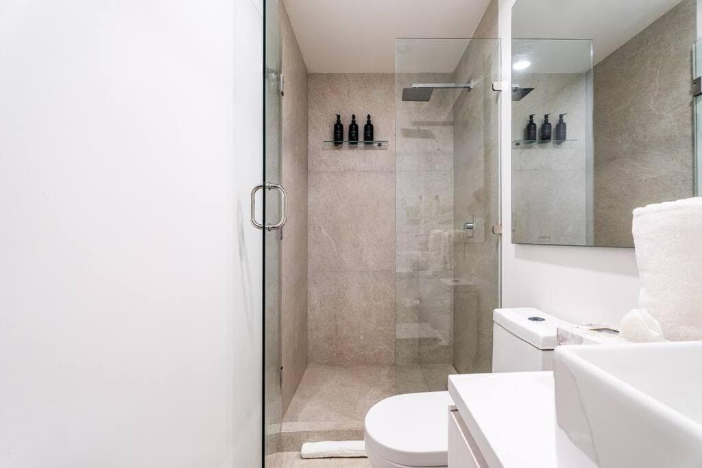 Casa Flor- Opulent, Secure, Serene Central Cabo Condo, Pool Views! — 27