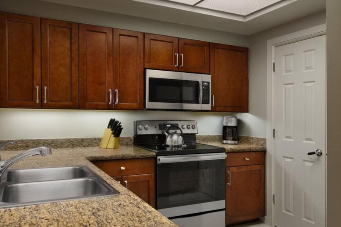 Marriott BeachPlace Towers 1BD — 4