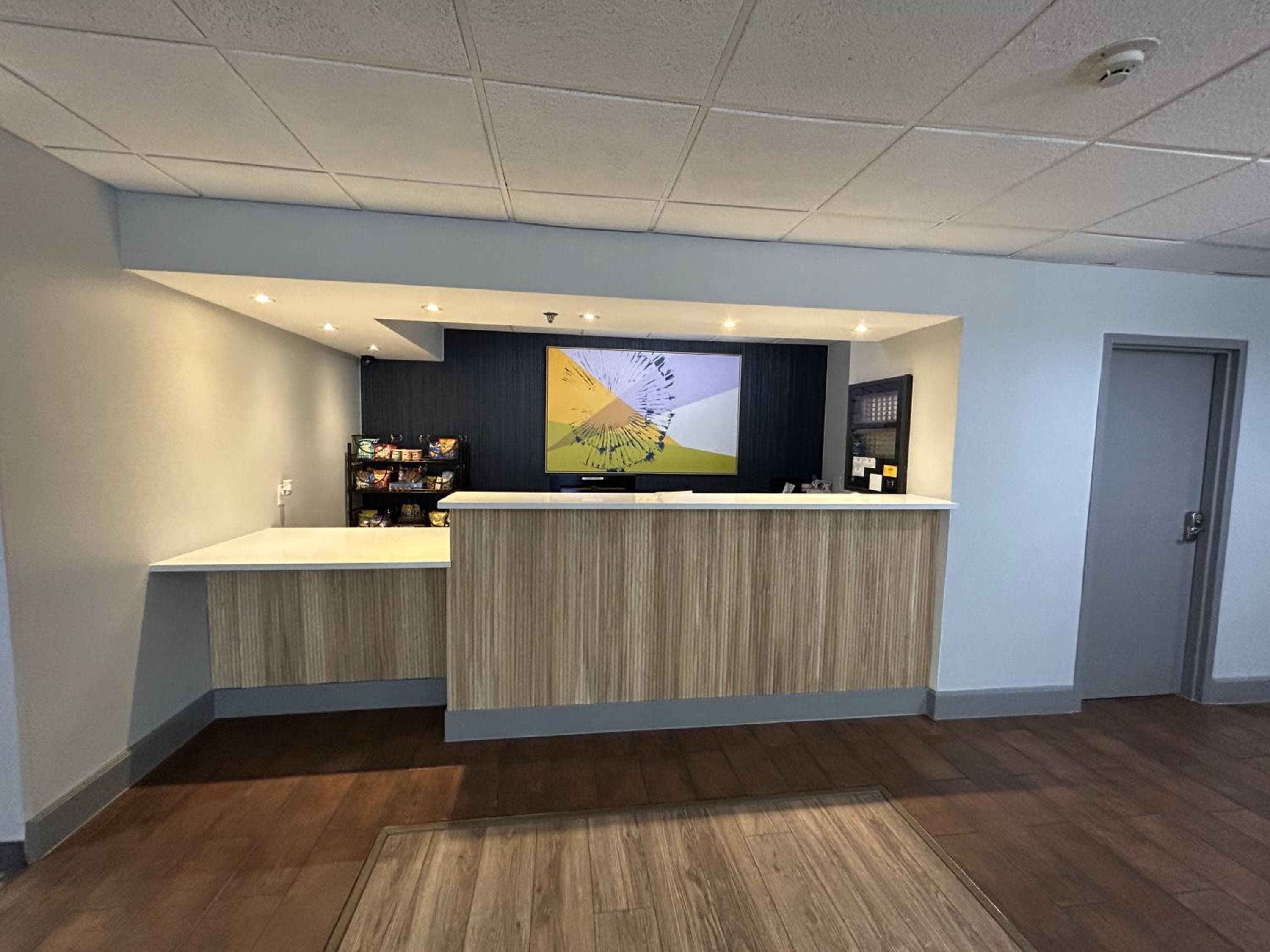 Hotel Brandon — 5