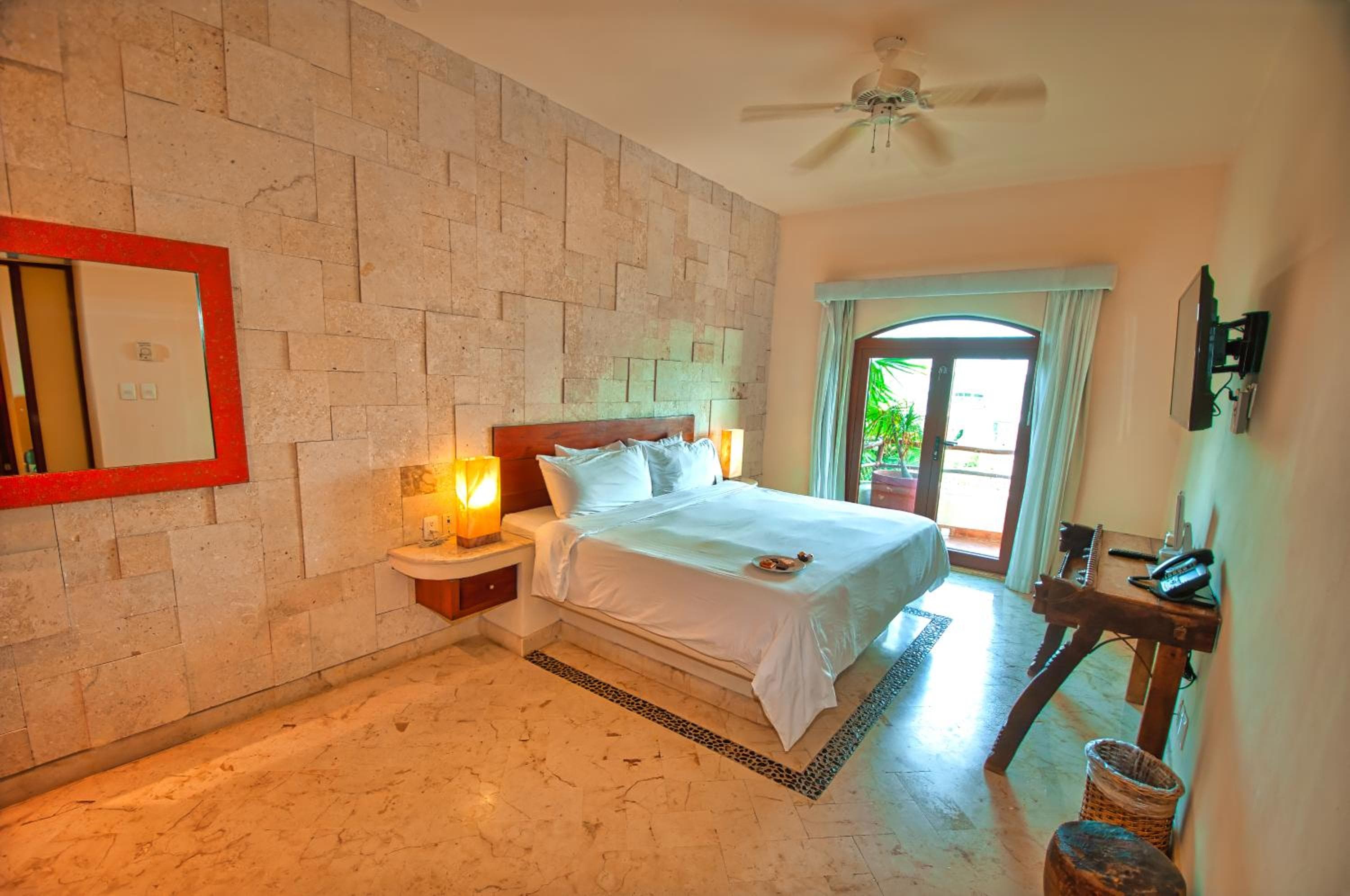 Porto Playa Condo Hotel and Beach Club — 5