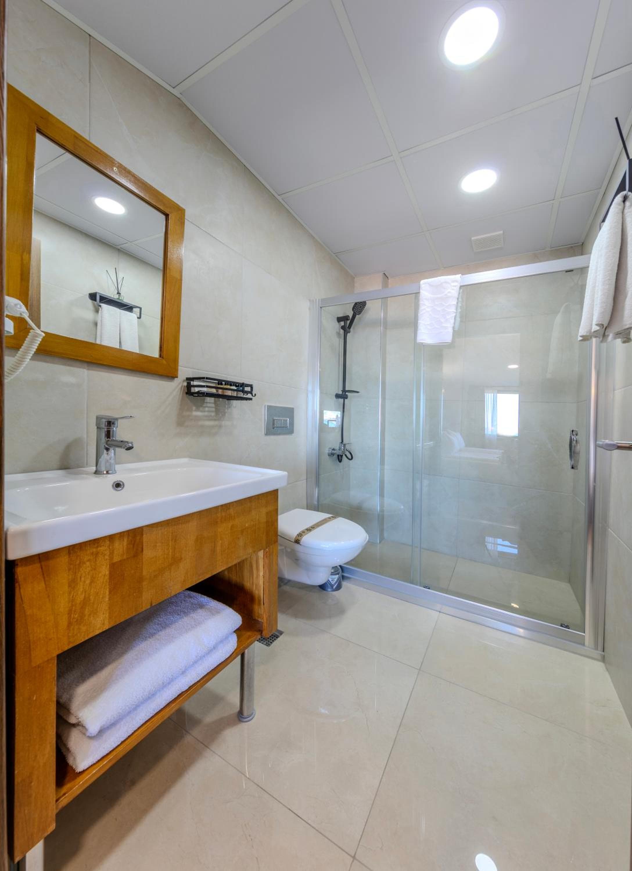 Sultan Hamit Hotel — 18
