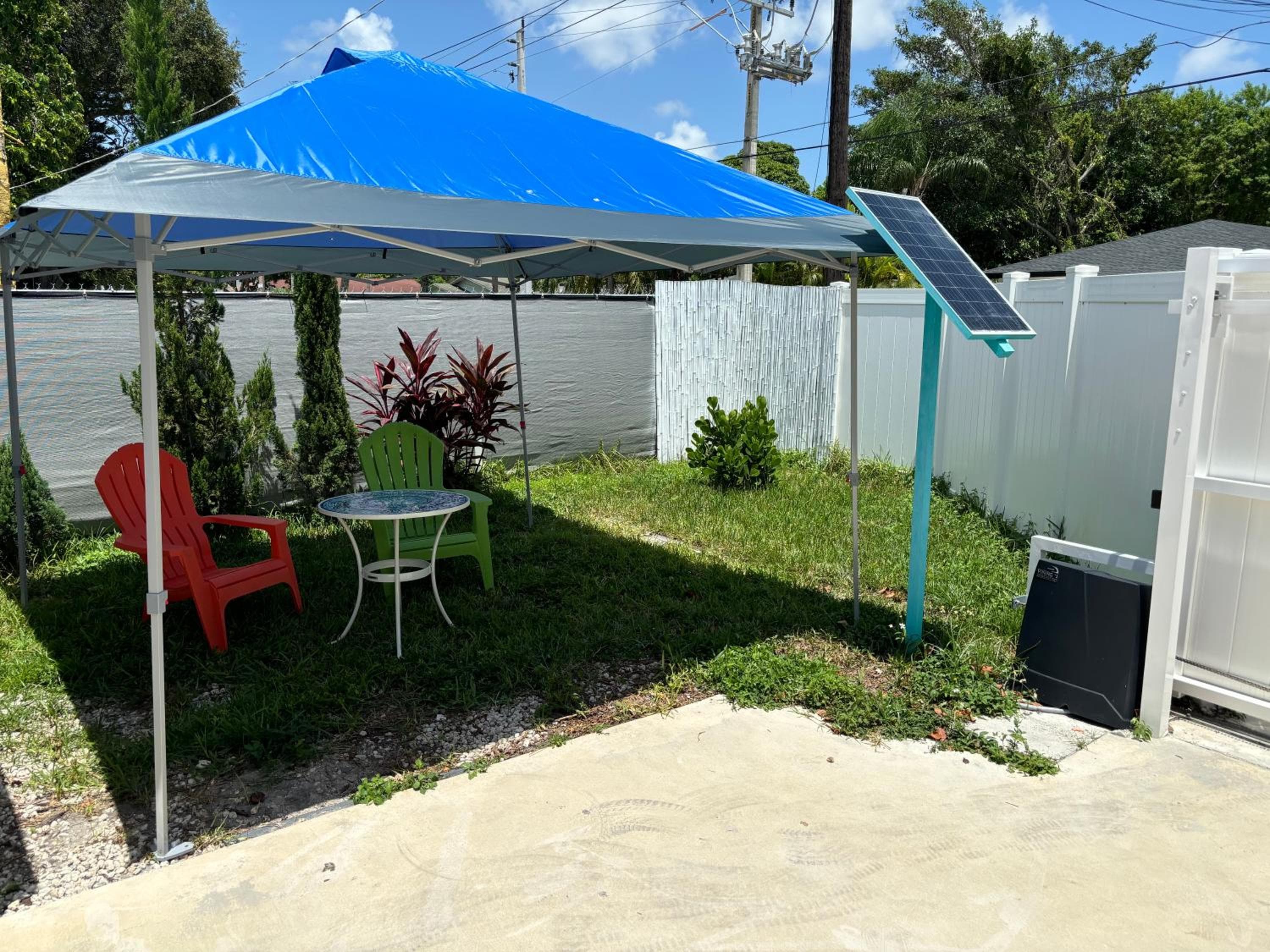 Mini House Oasis — 25