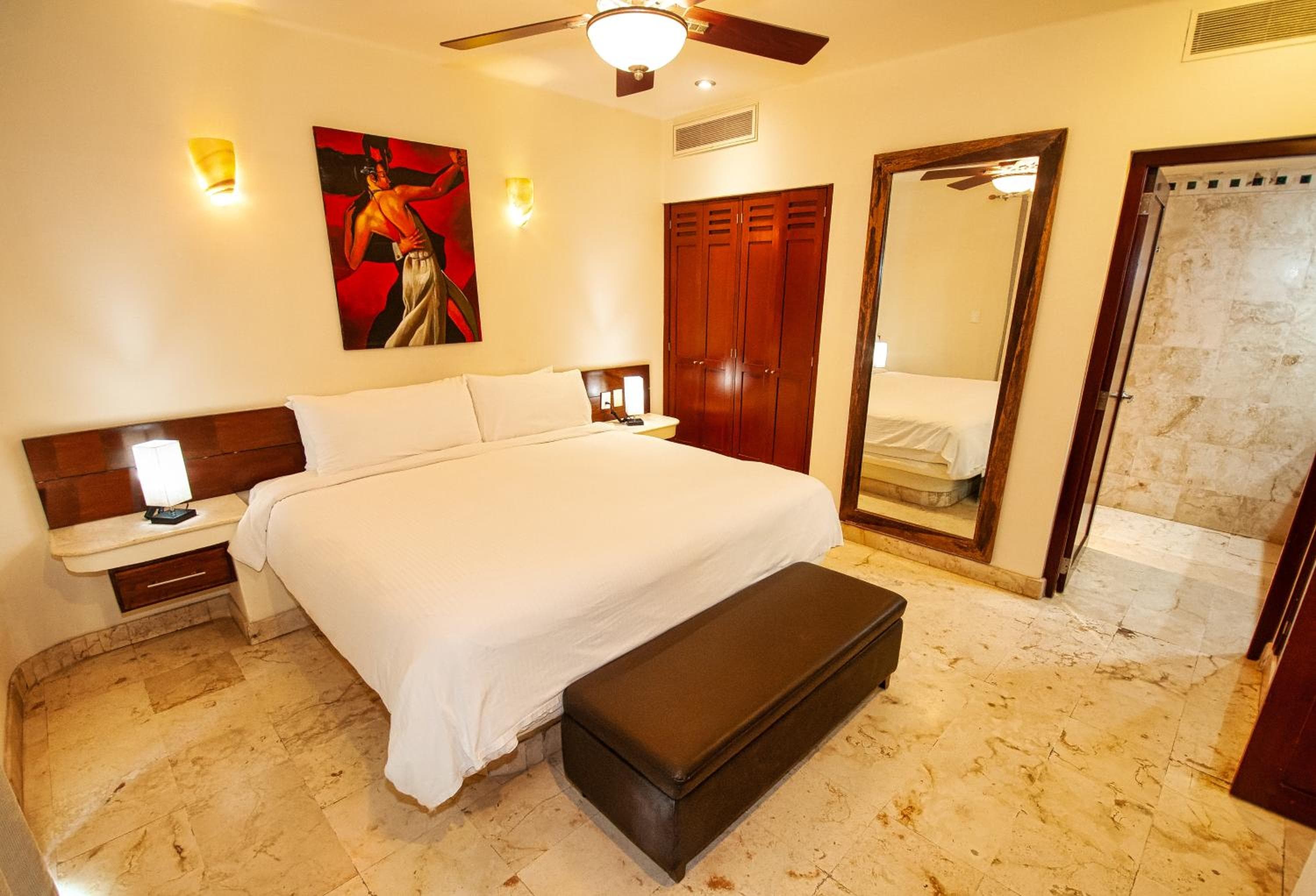 Maya Villa Condo Hotel and Beachclub — 14