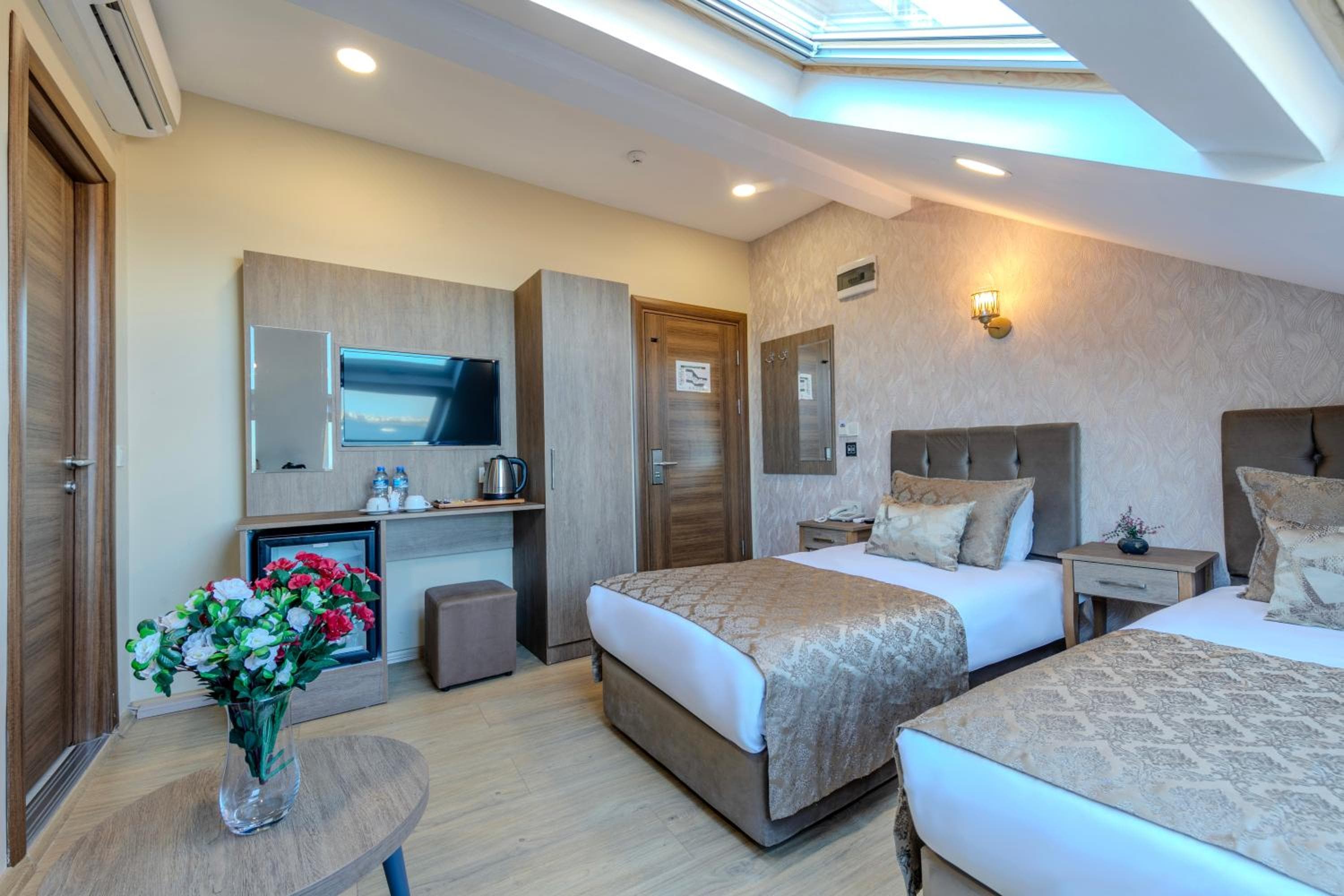 Sultan Hamit Hotel — 10