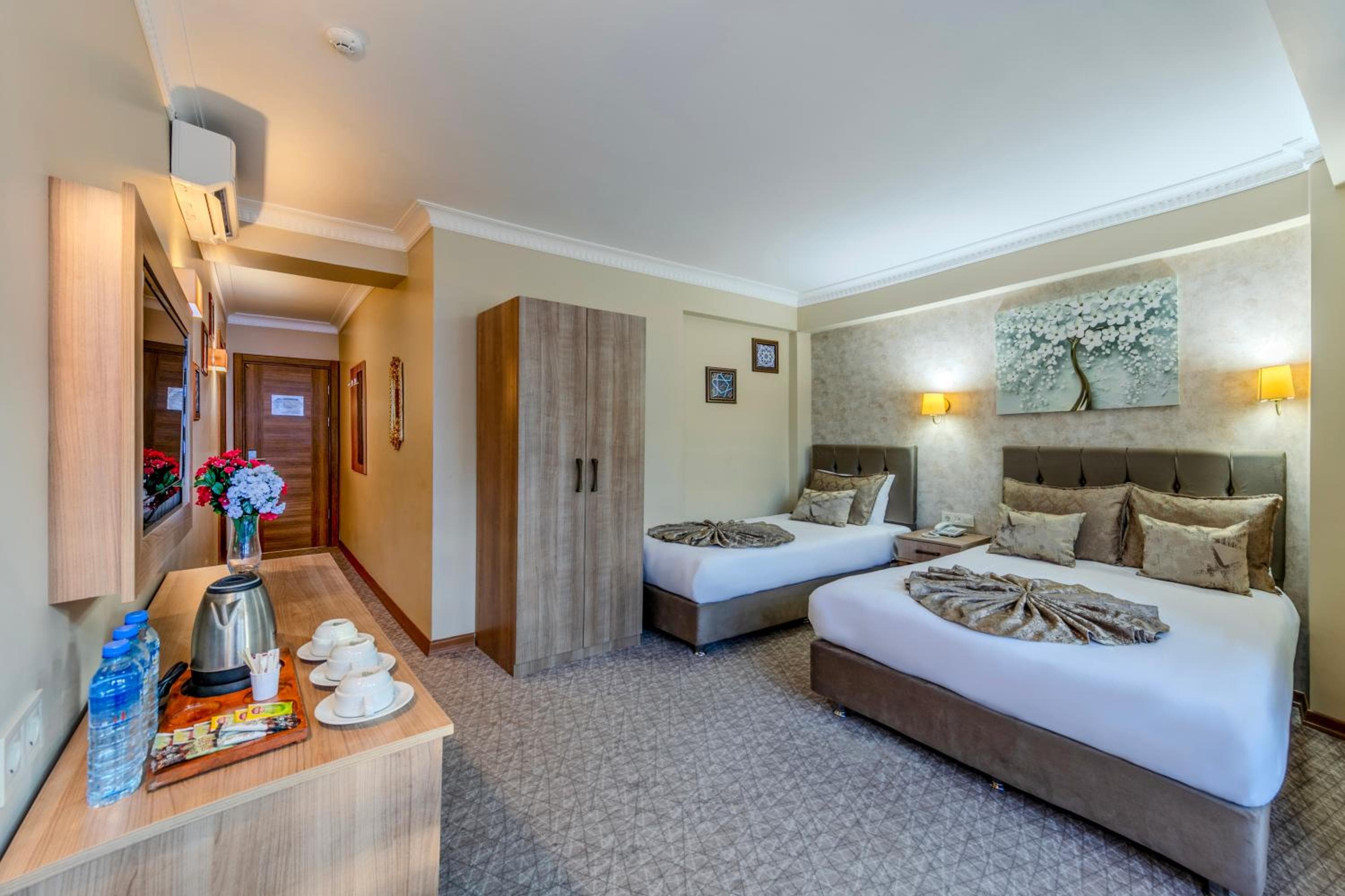 Sultan Hamit Hotel — 17