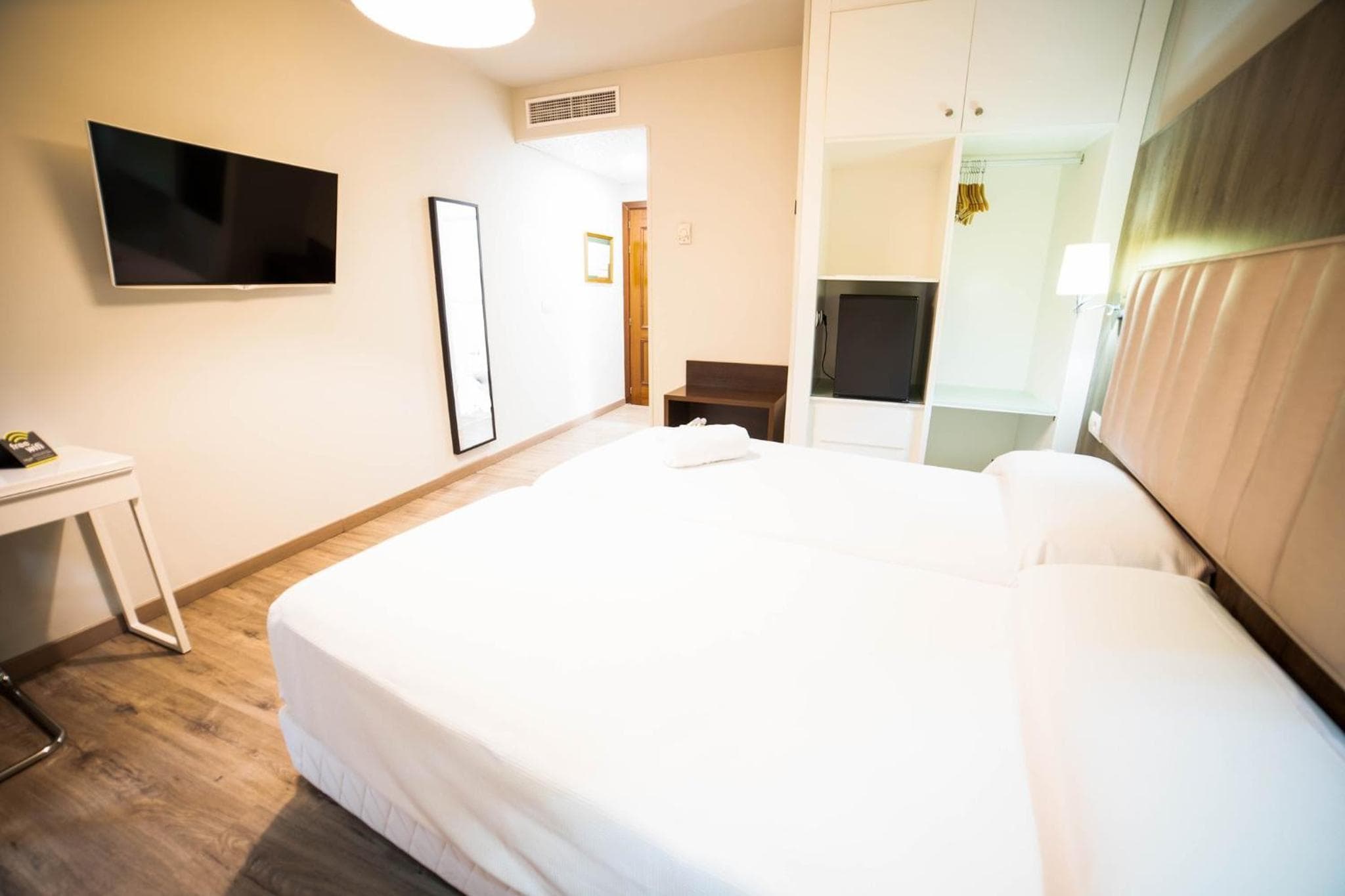 Hotel Sercotel Doña Carmela — 10