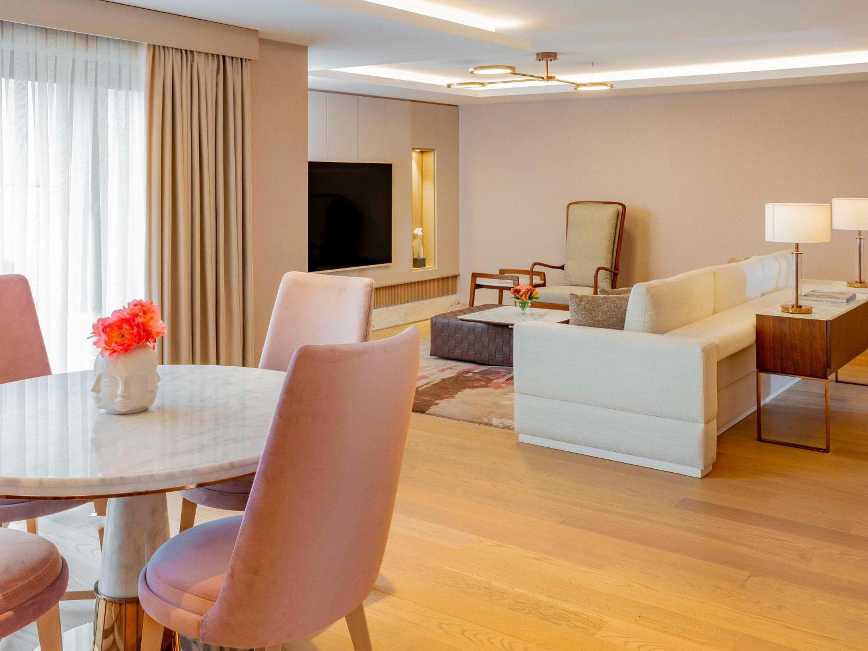 Mövenpick Hotel Istanbul Bosphorus — 13