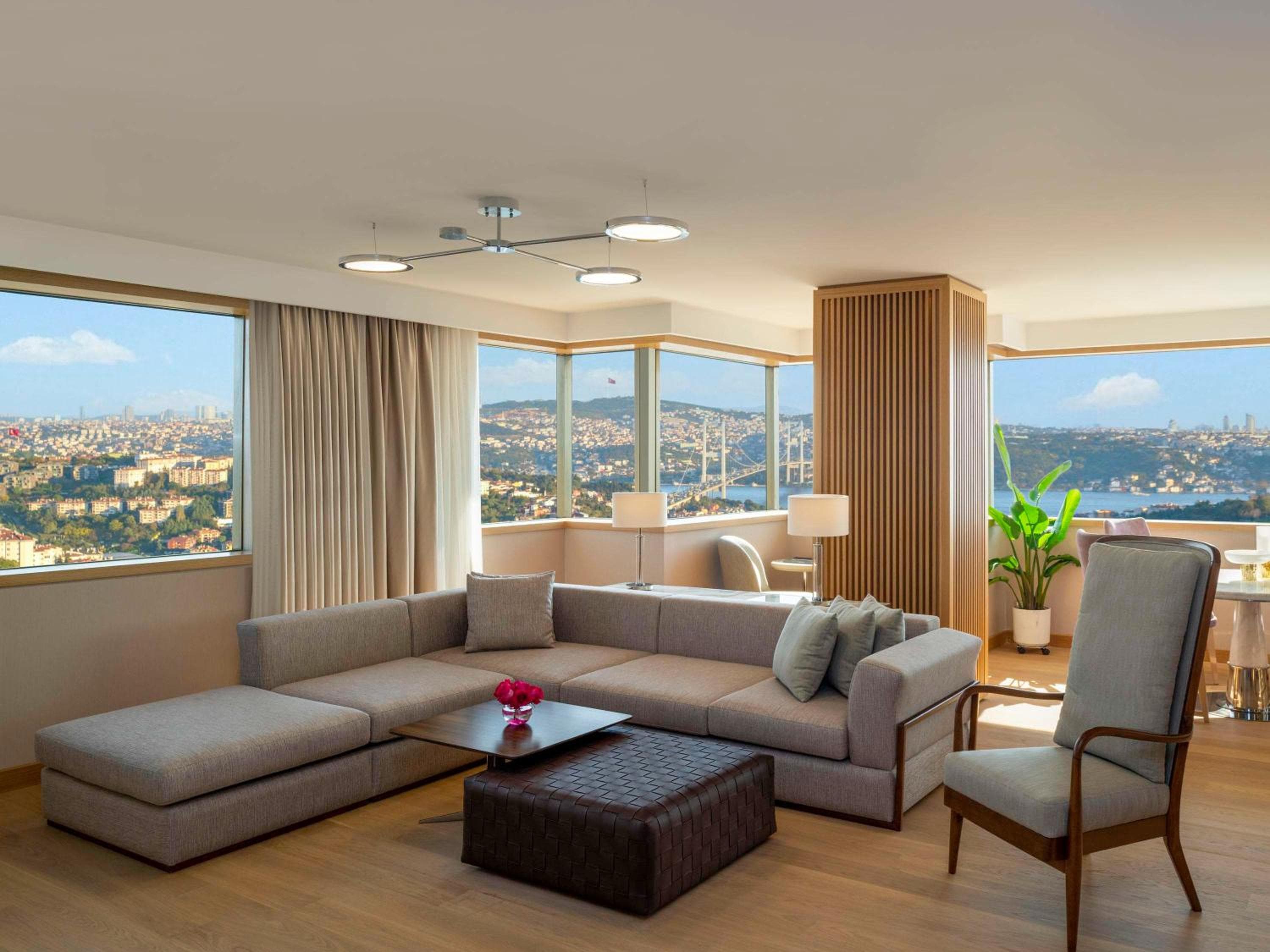 Mövenpick Hotel Istanbul Bosphorus — 18