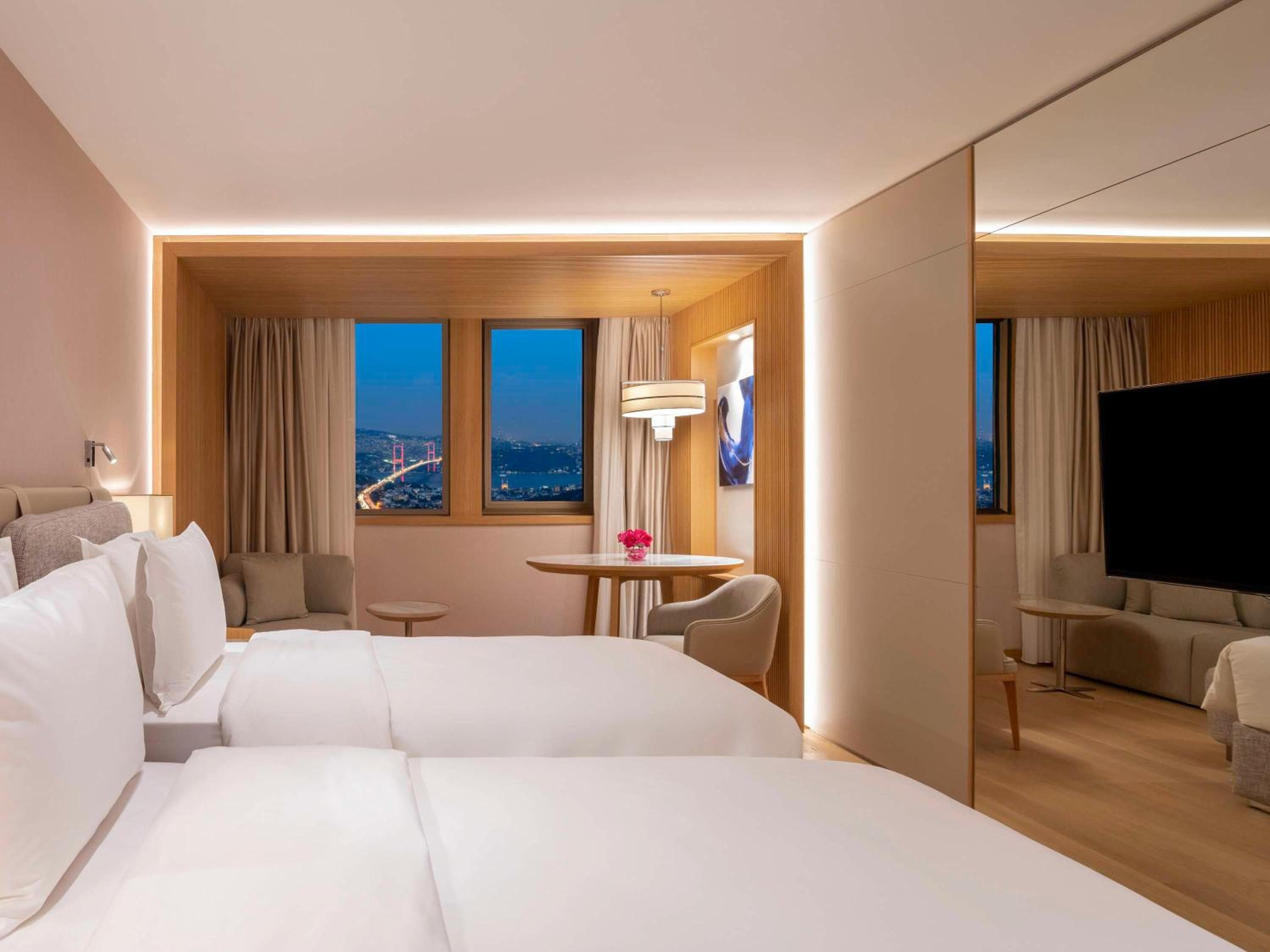 Mövenpick Hotel Istanbul Bosphorus — 21