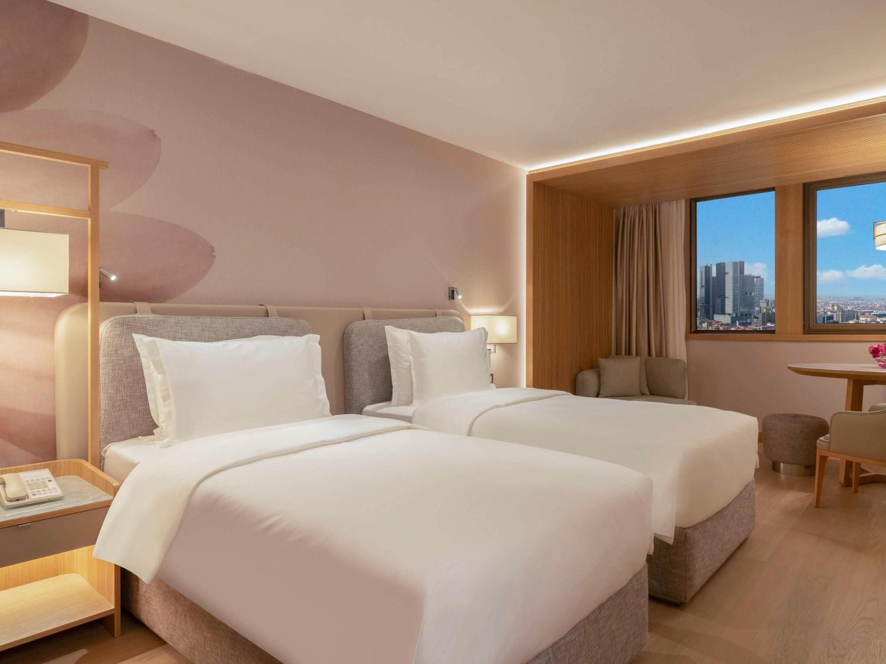Mövenpick Hotel Istanbul Bosphorus — 22