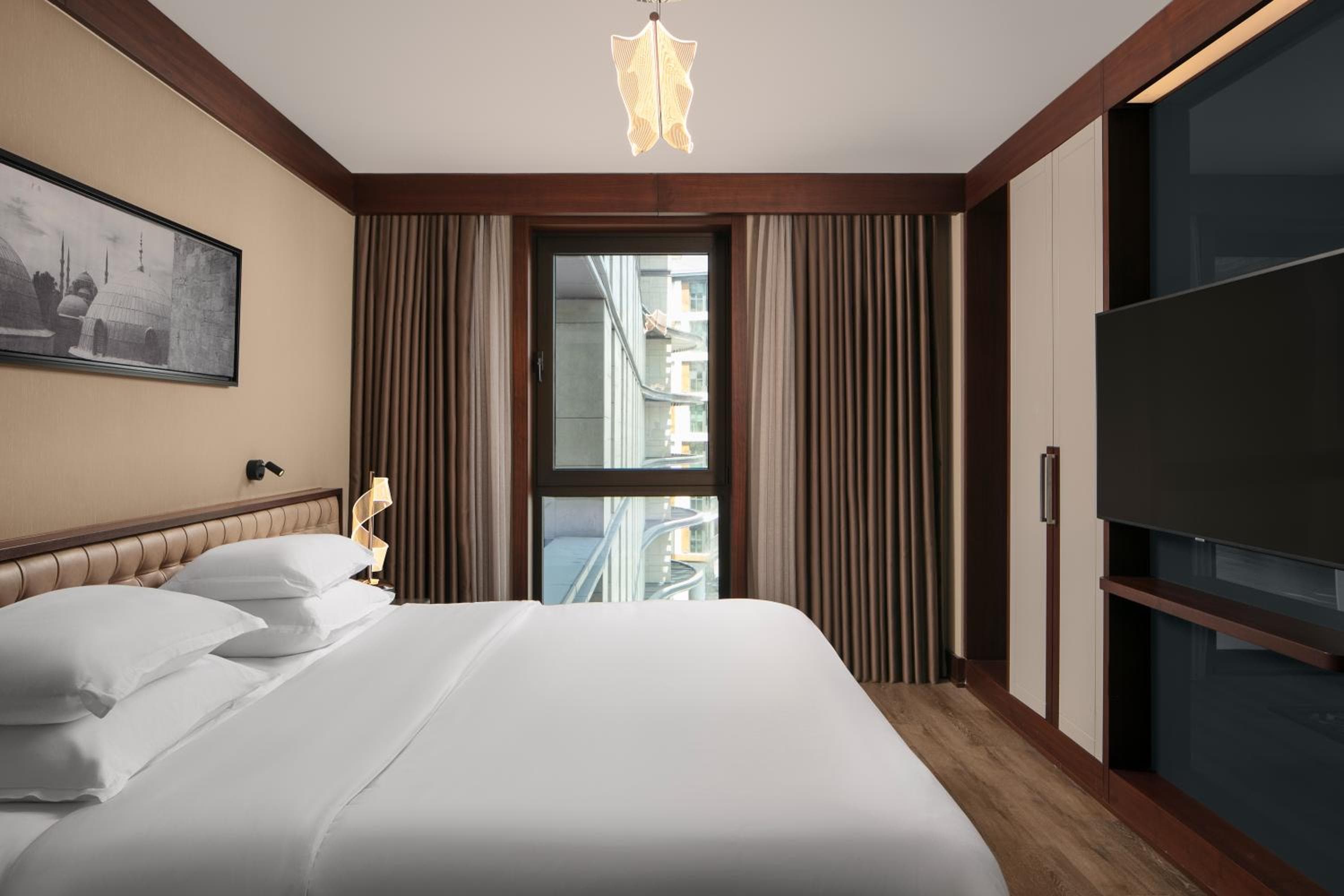 Sheraton Istanbul City Center — 16
