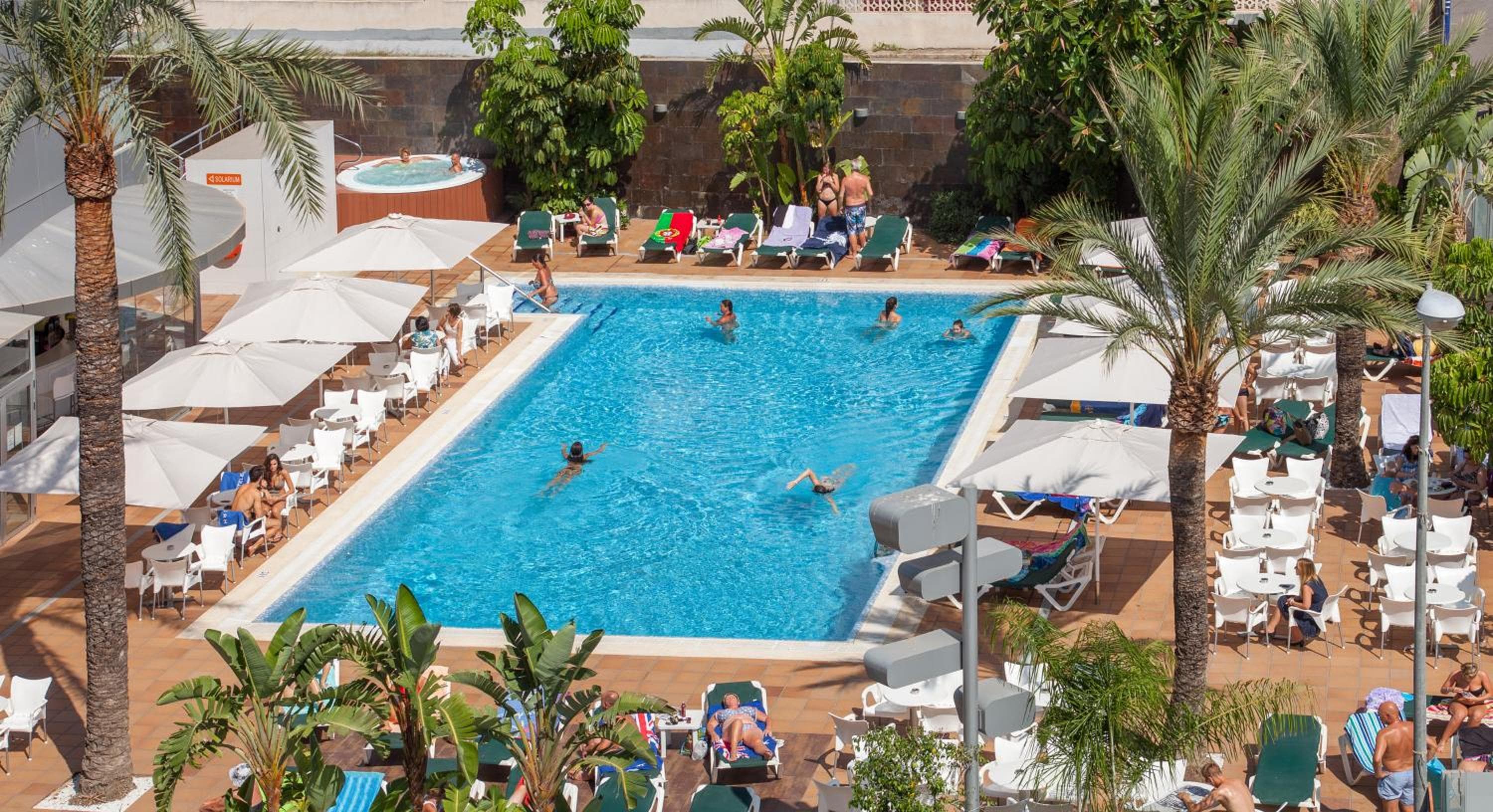 Hotel RH Royal - Recommend for adults — 11